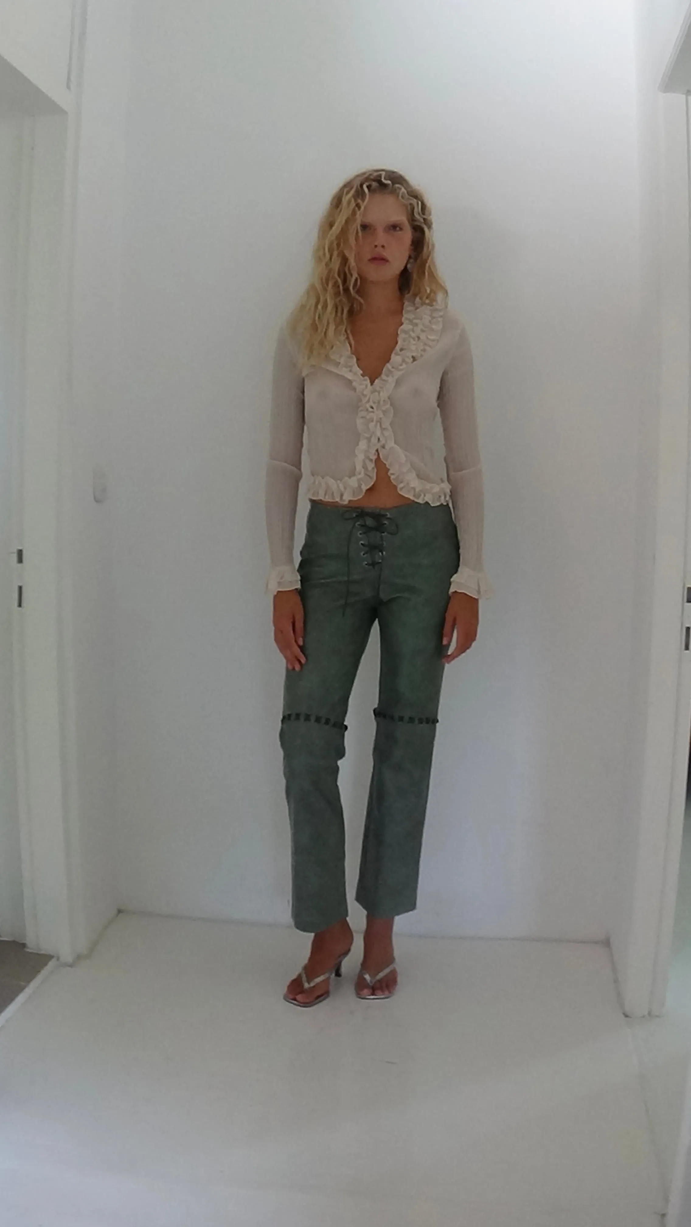 Kara Blouse White sold by Mais X Frida product image thumbnail 5