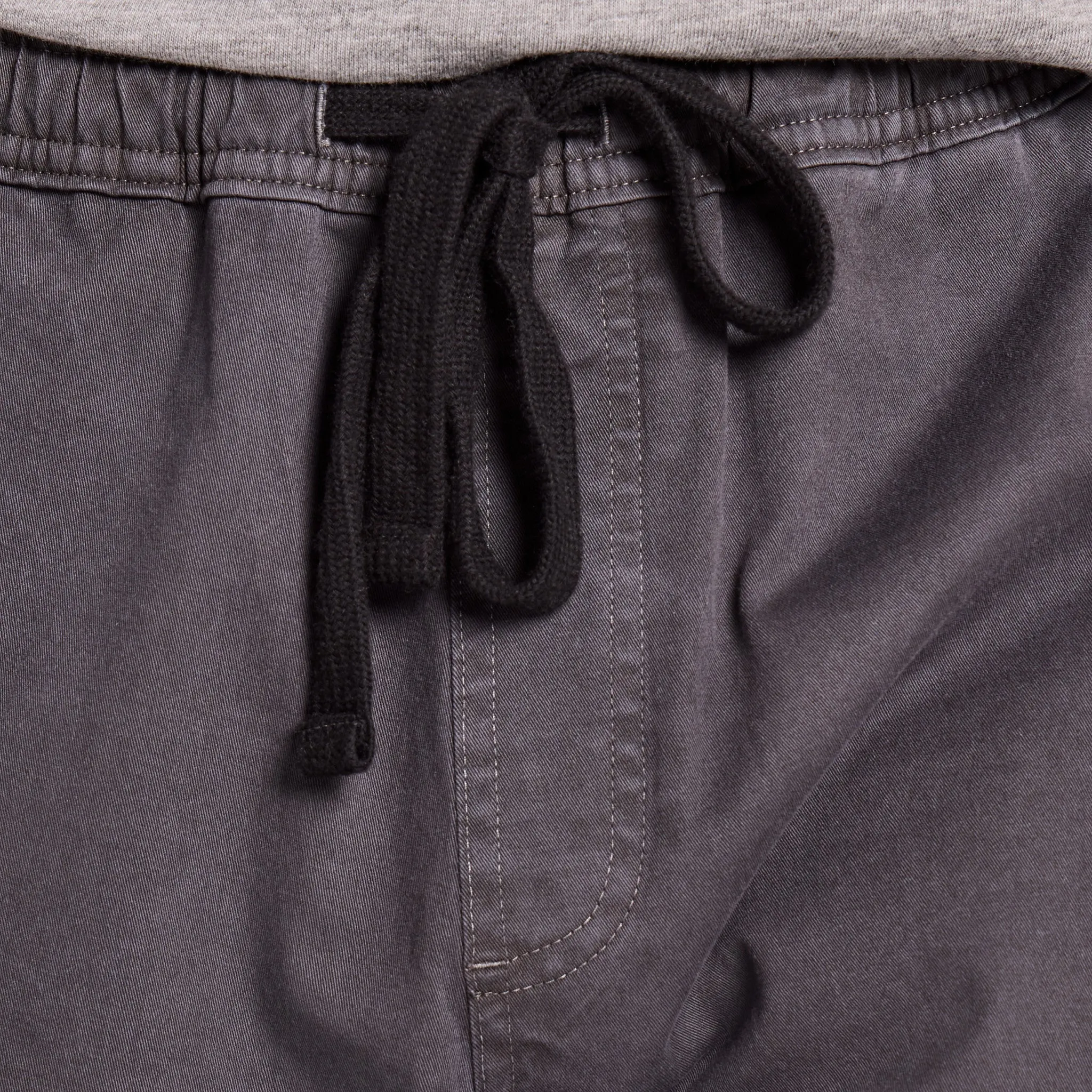 Men's Solid Weekender Short sold by Life is Good product image thumbnail 4