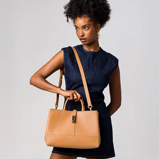 Lola Dollarino 12" - Camel sold by Teddy Blake product image thumbnail 2