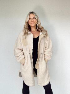 Snowy Peaks Jacket sold by LANE 201