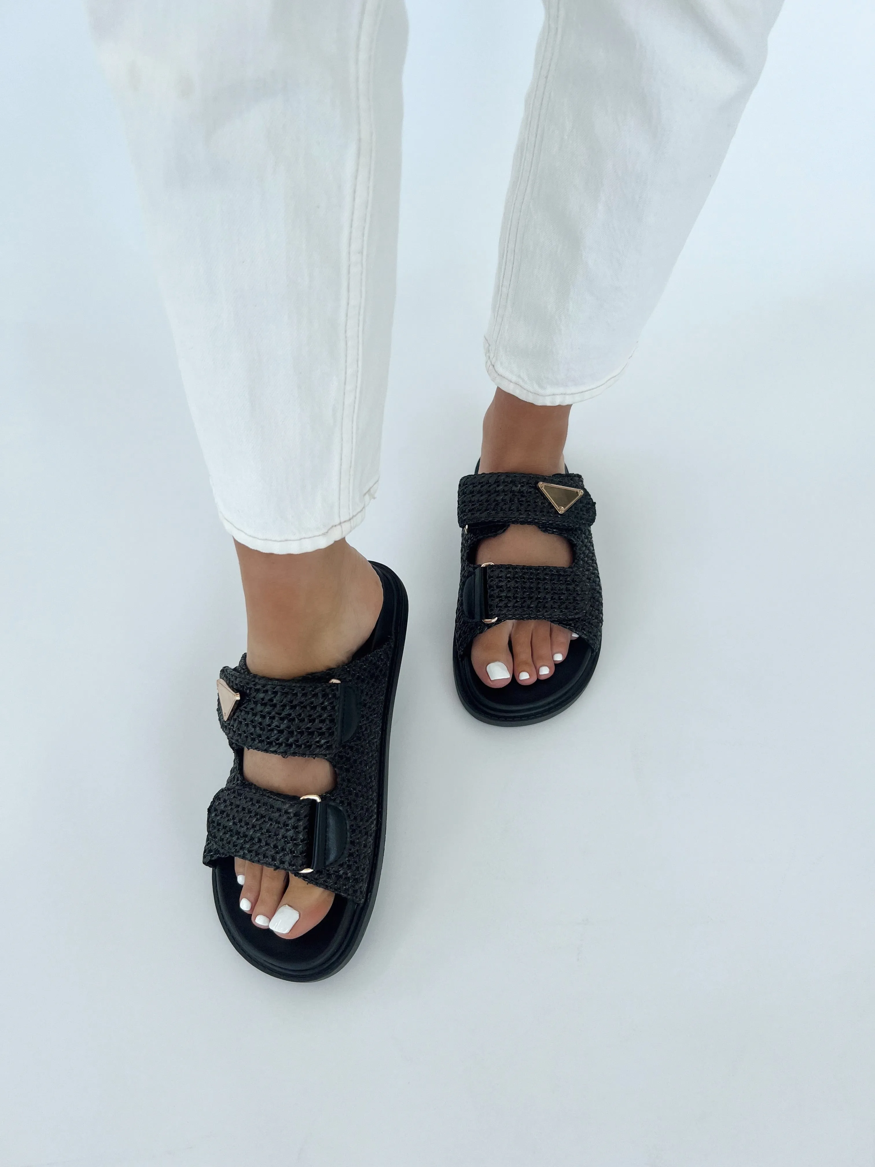 Milan Sandal sold by LANE 201