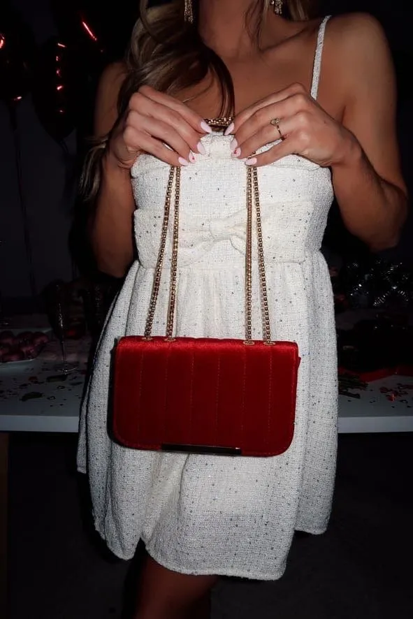 Velvet Chain Shoulder Bag sold by LANE 201 product image thumbnail 2