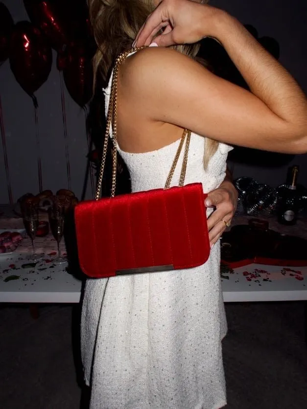 Velvet Chain Shoulder Bag sold by LANE 201 product image thumbnail 3