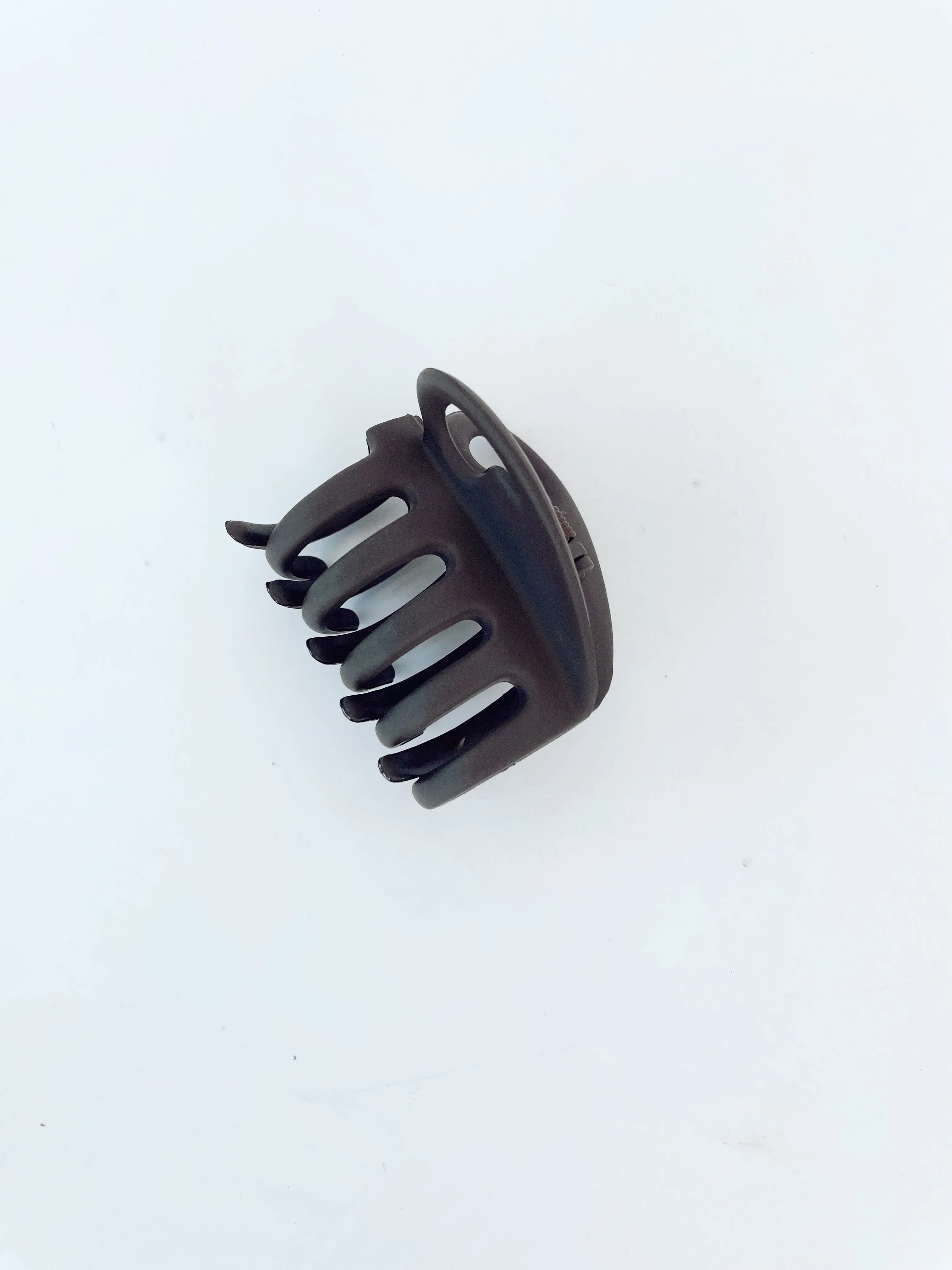 Half Up Claw Clip sold by LANE 201 product image thumbnail 3