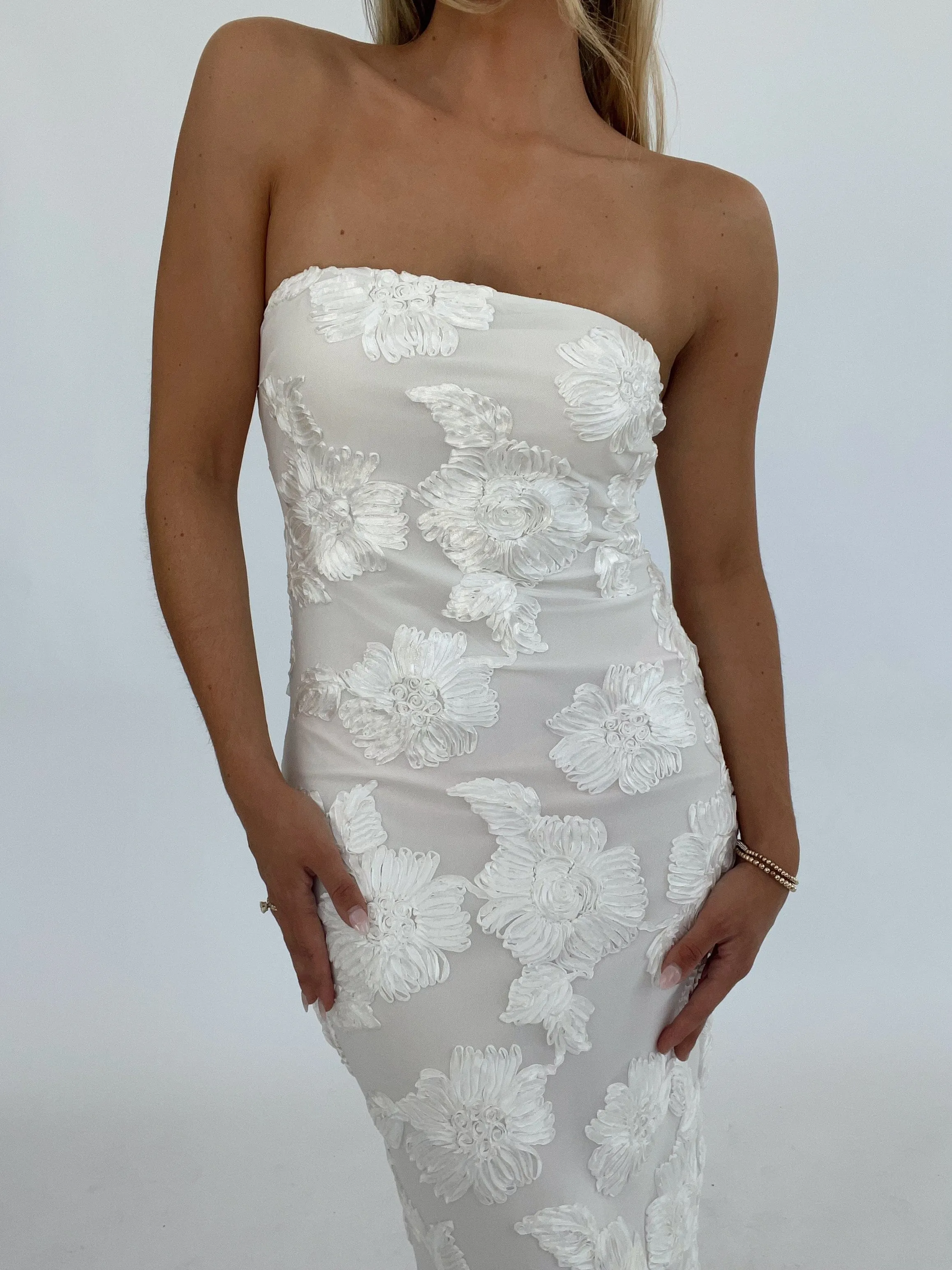 Beauty And Grace Dress sold by LANE 201 product image thumbnail 3