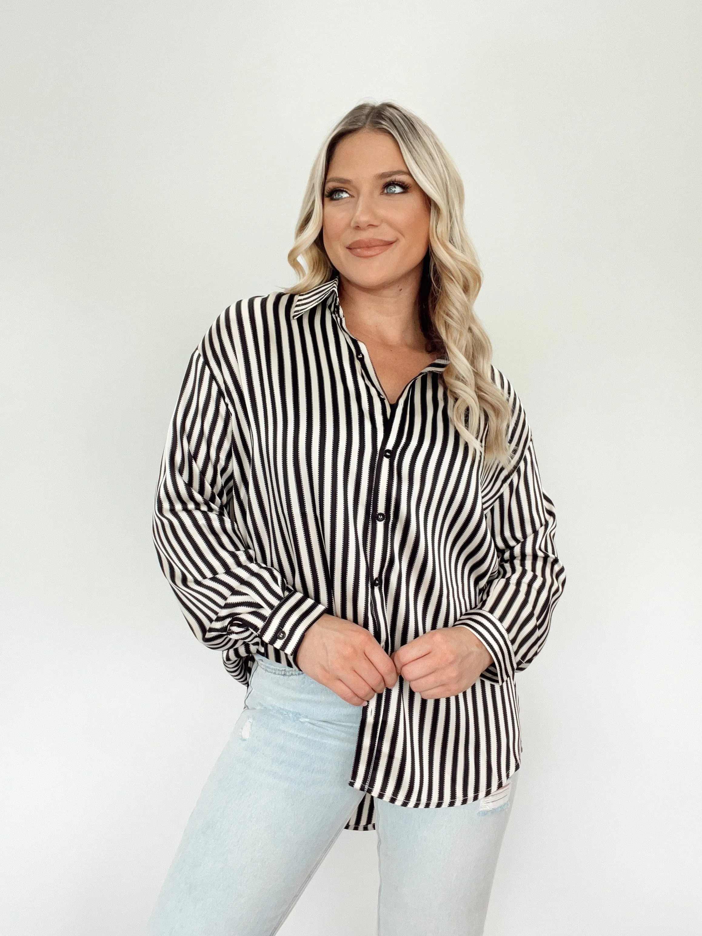 Versatile Vibes Top sold by LANE 201 product image thumbnail 3