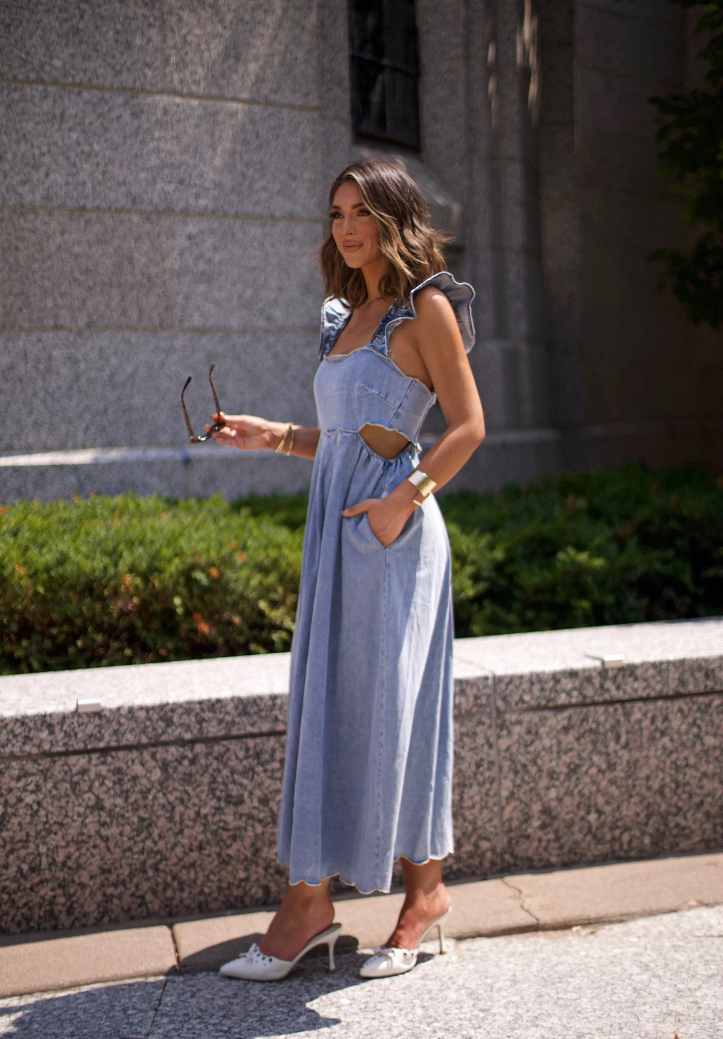 Scallop Edge Midi Dress sold by LANE 201 product image thumbnail 4