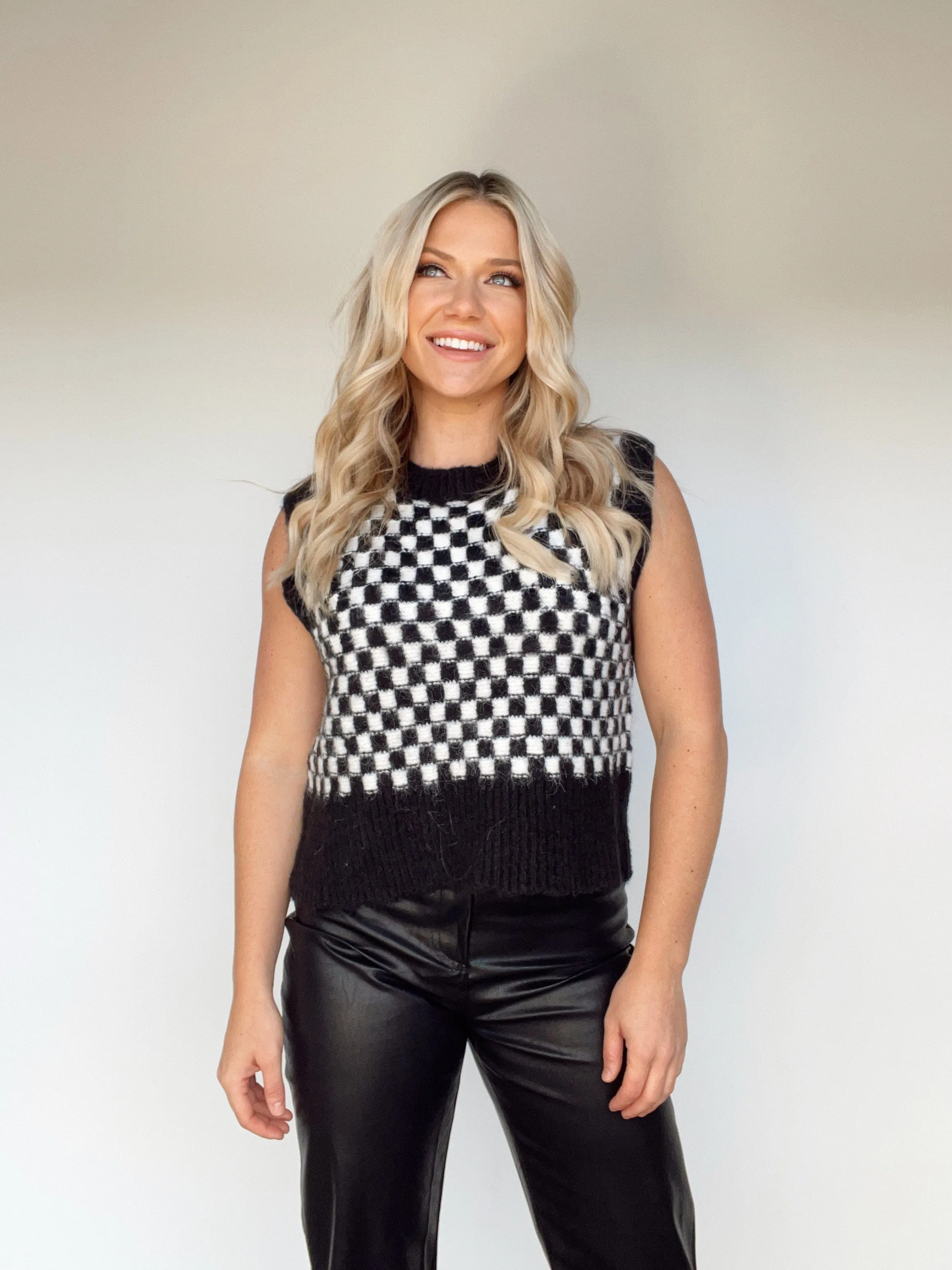 Checkered Sweater Vest sold by LANE 201 product image thumbnail 4