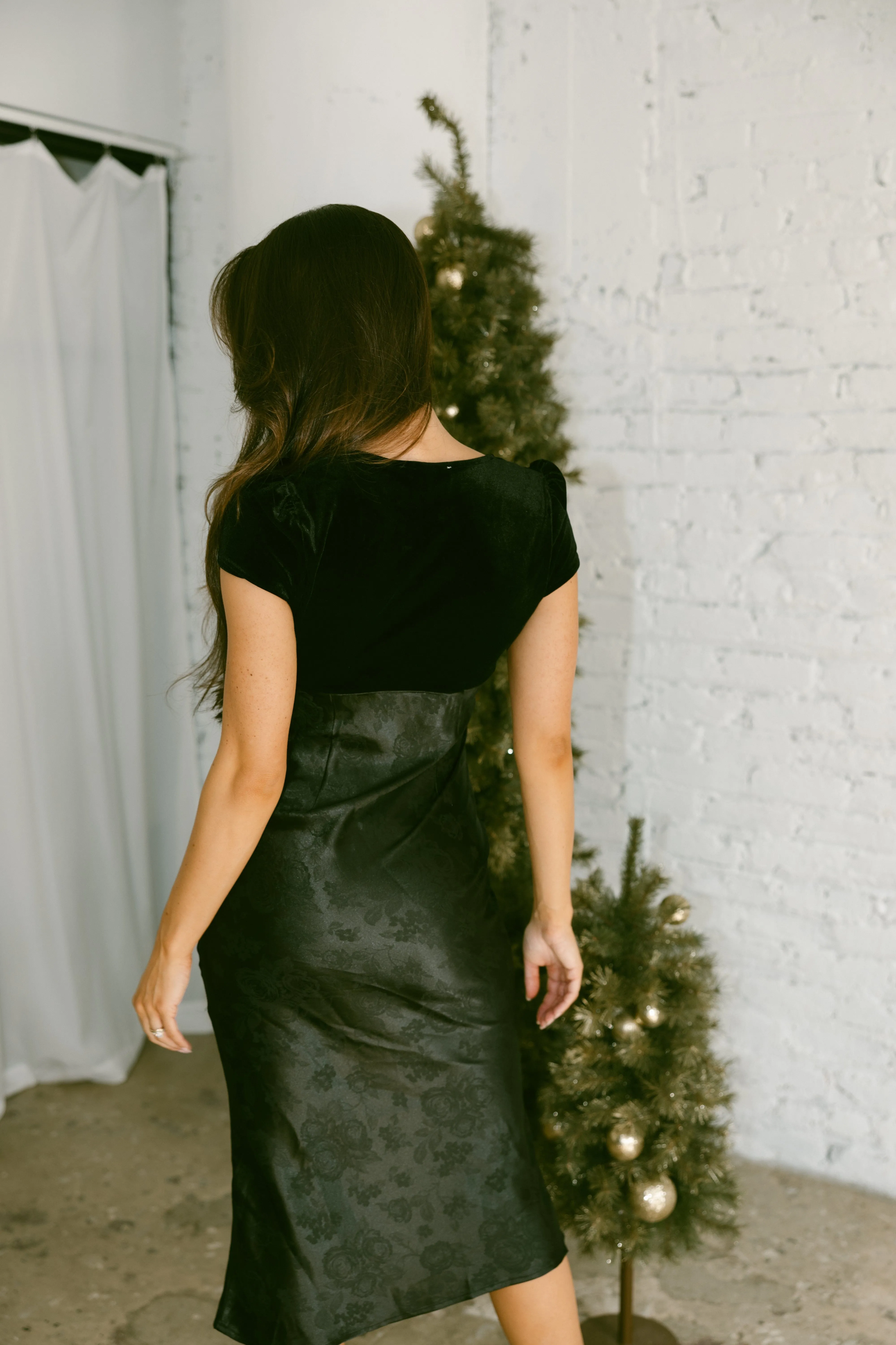 Miranda Midi Dress sold by LANE 201 product image thumbnail 2