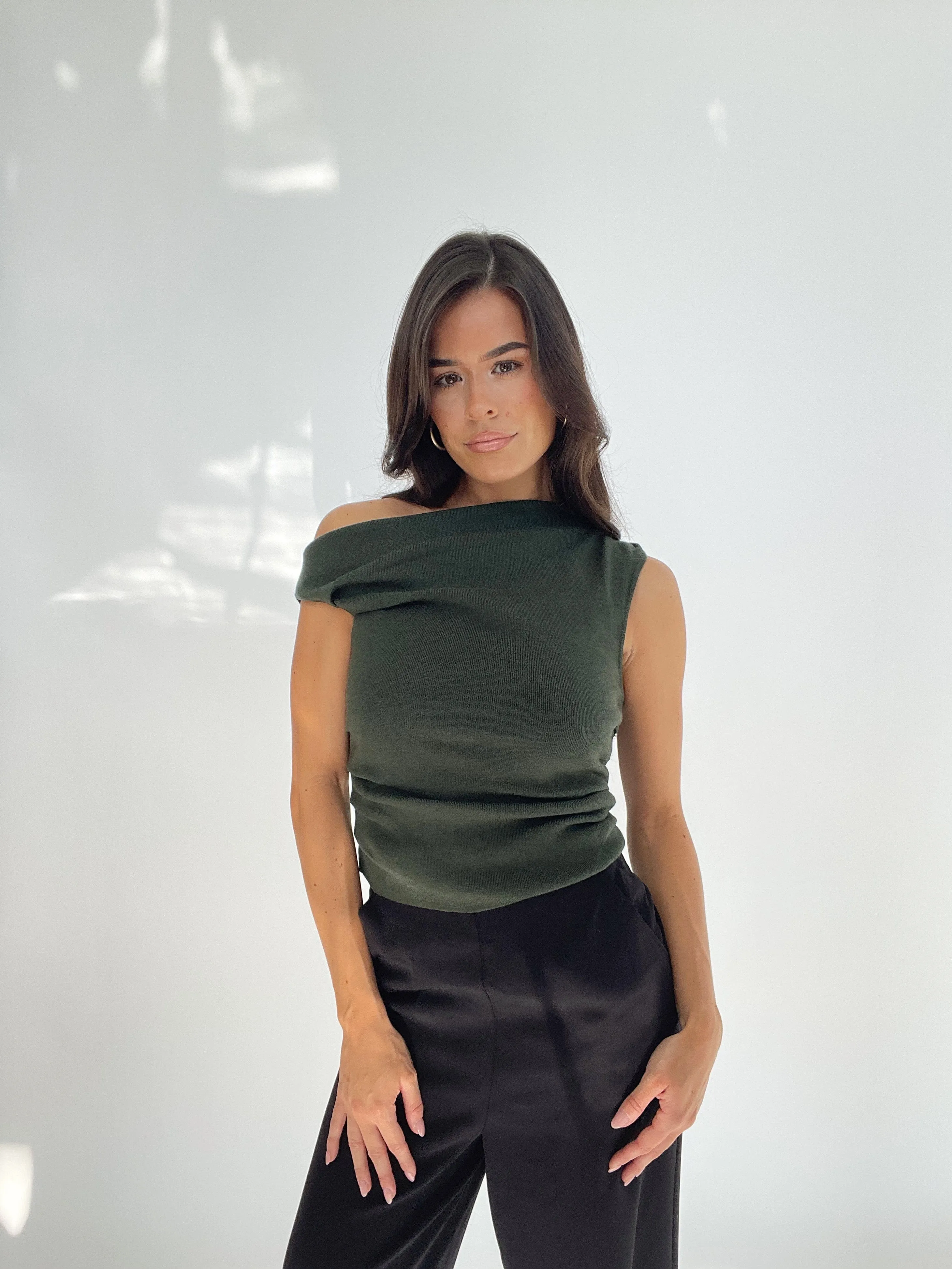 Modern Basic Top sold by LANE 201 product image thumbnail 5