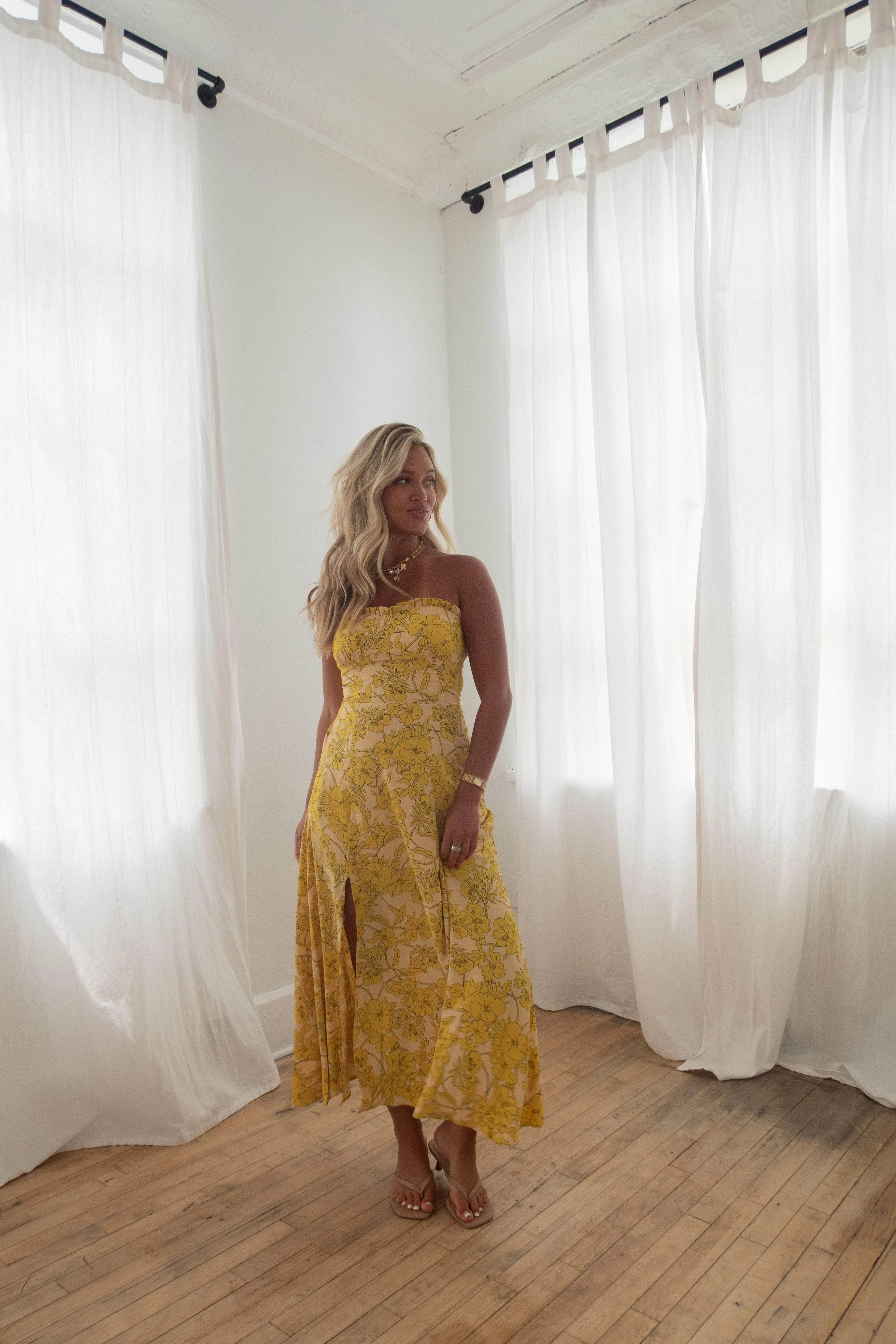 Capri Garden Midi Dress sold by LANE 201 product image thumbnail 5