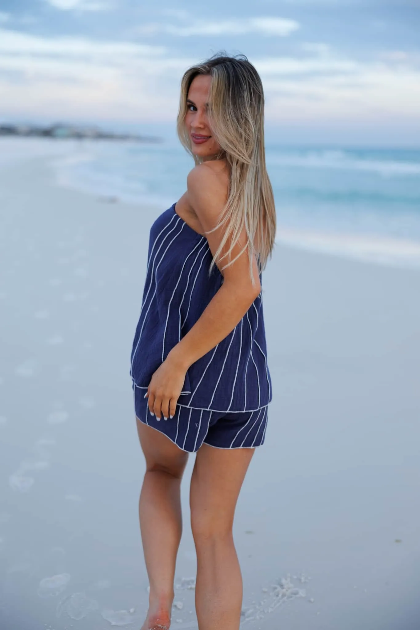 Sunset Sail Shorts sold by LANE 201 product image thumbnail 5