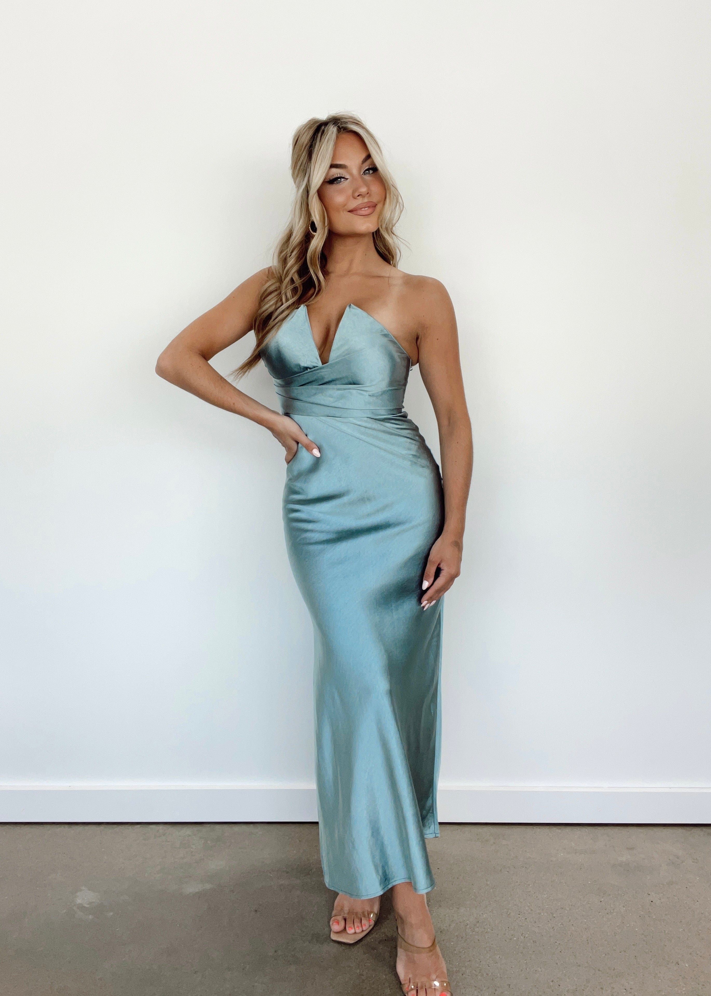 Exquisite Evening Dress sold by LANE 201 product image thumbnail 4