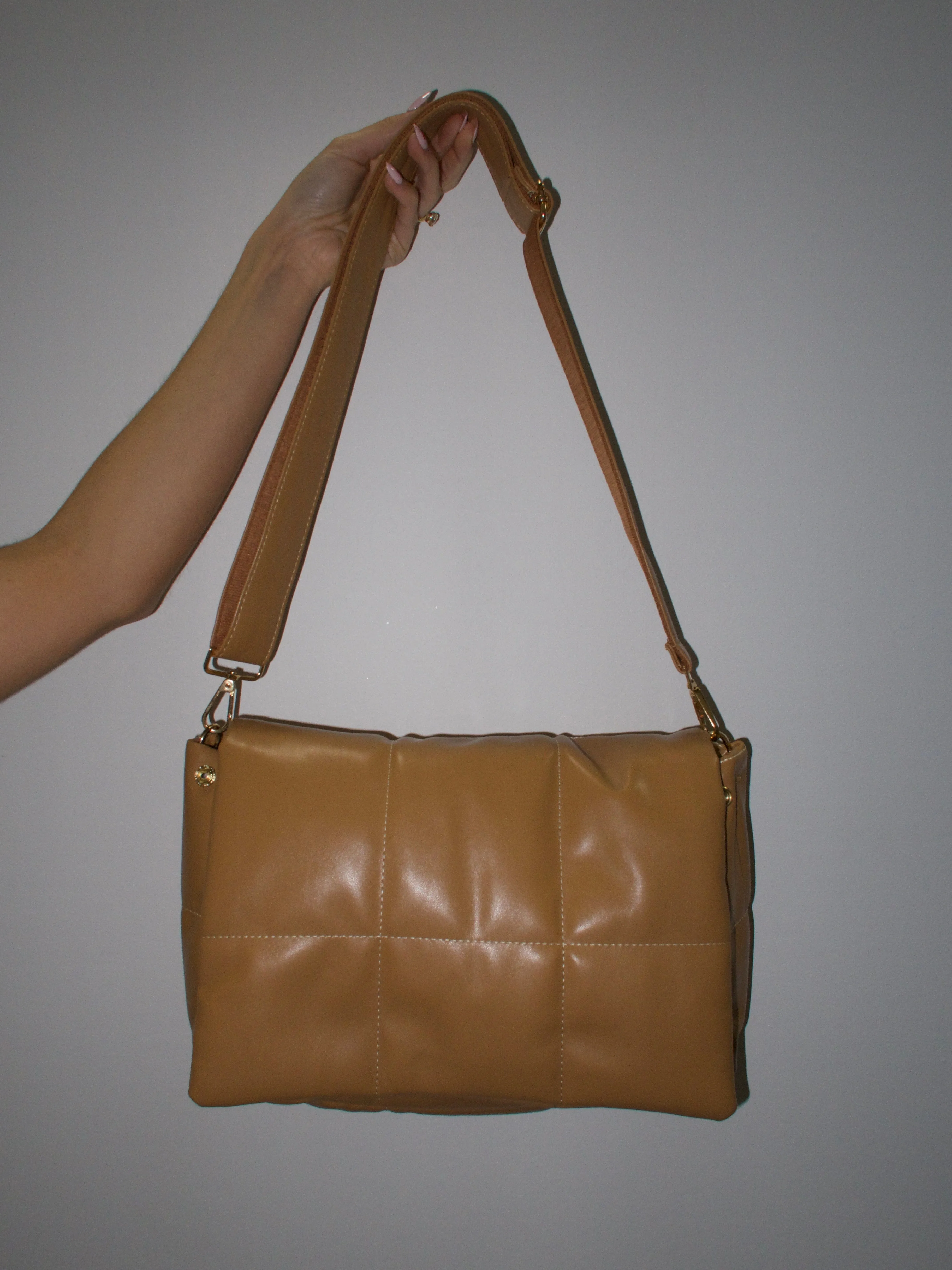 Paddle Shoulder Bag sold by LANE 201 product image thumbnail 4