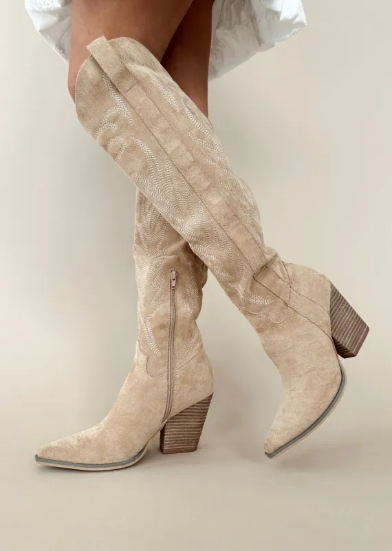 Bronco Cowgirl Boot made by LANE 201
