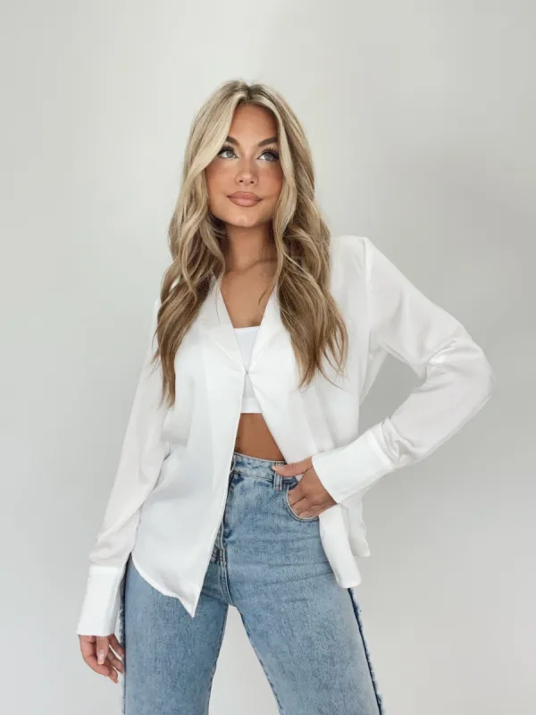 Hooked On Elegance Top sold by LANE 201