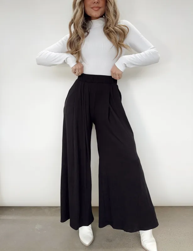 Day And Night Pants sold by LANE 201