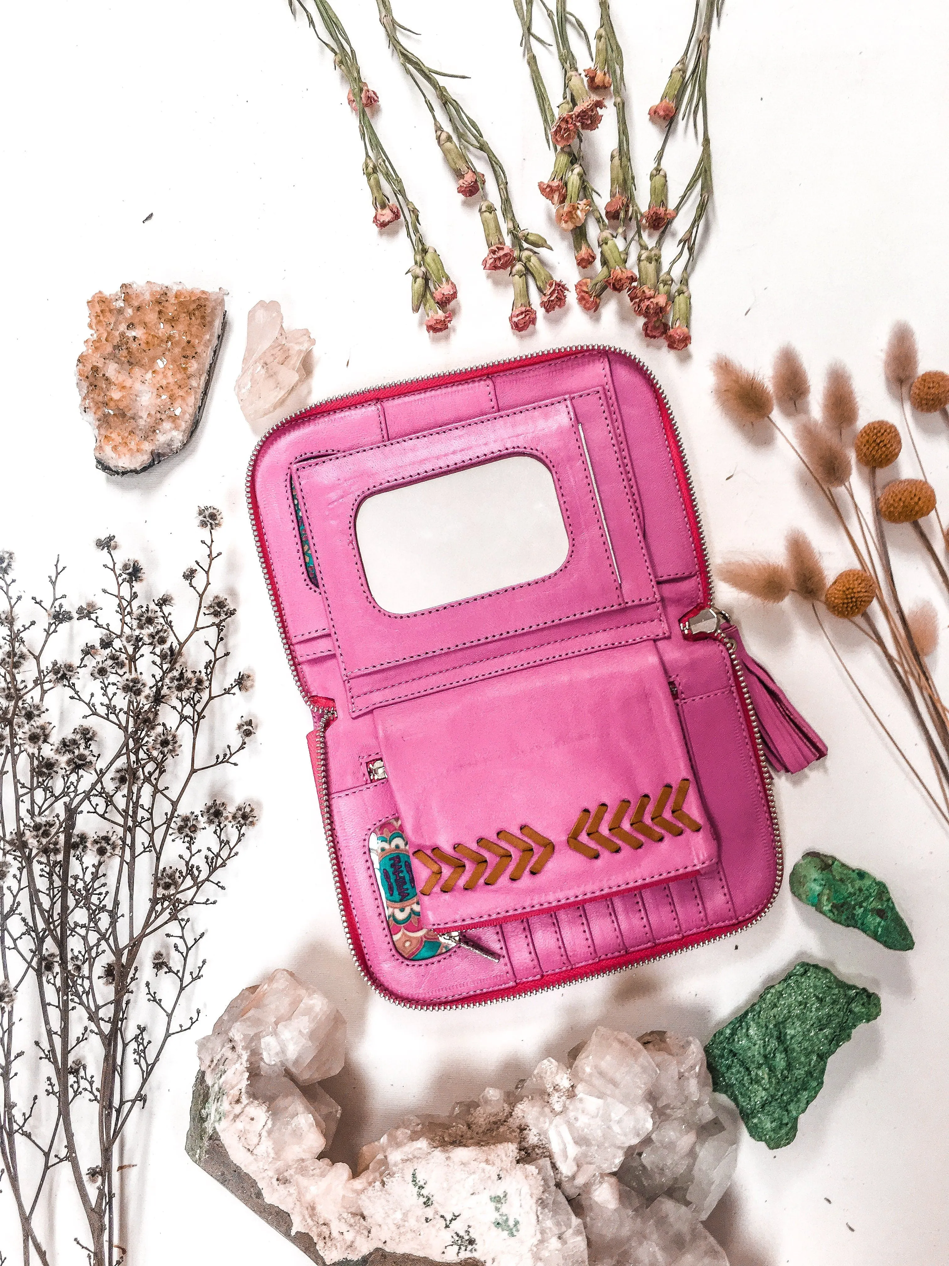 Gypset Wallet sold by Mahiya product image thumbnail 3