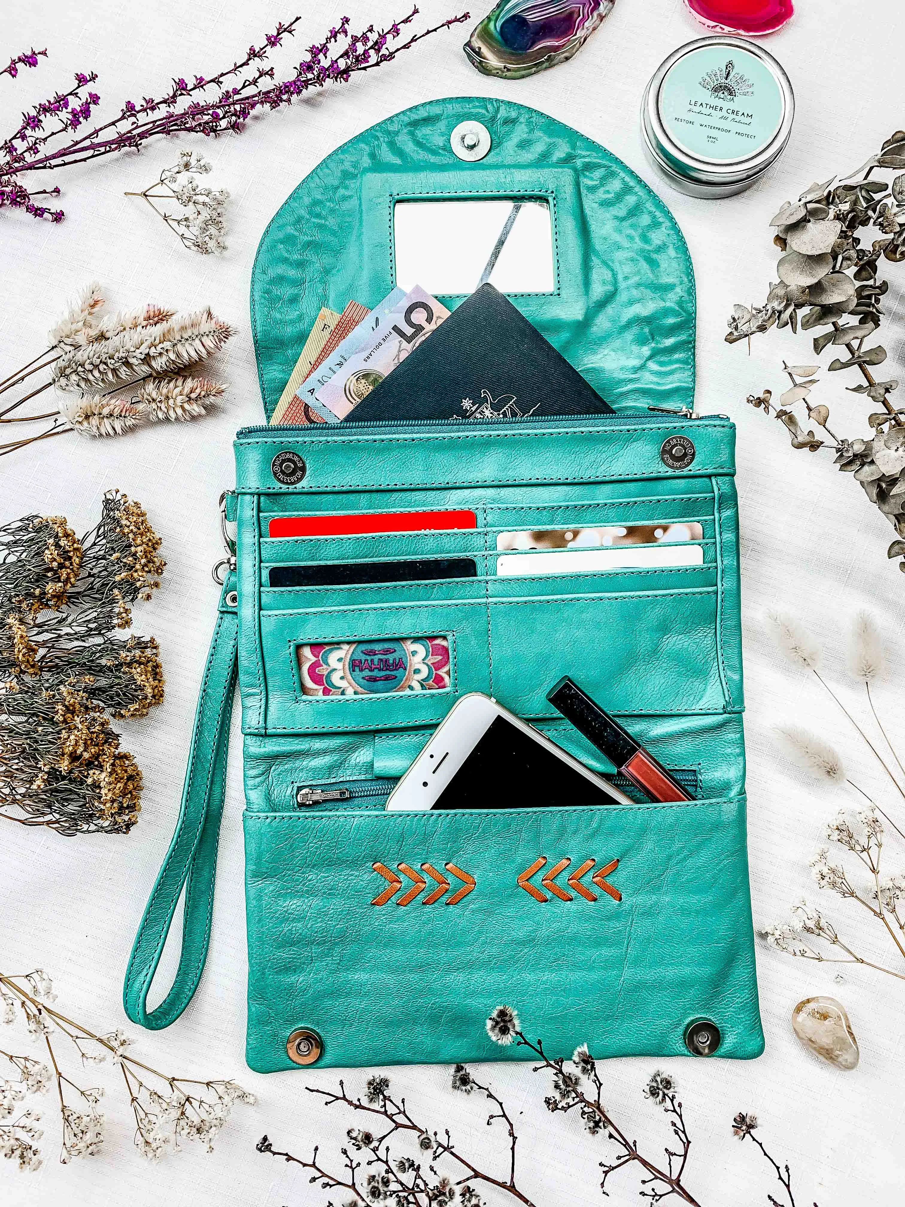 Lahina Wallet sold by Mahiya product image thumbnail 2