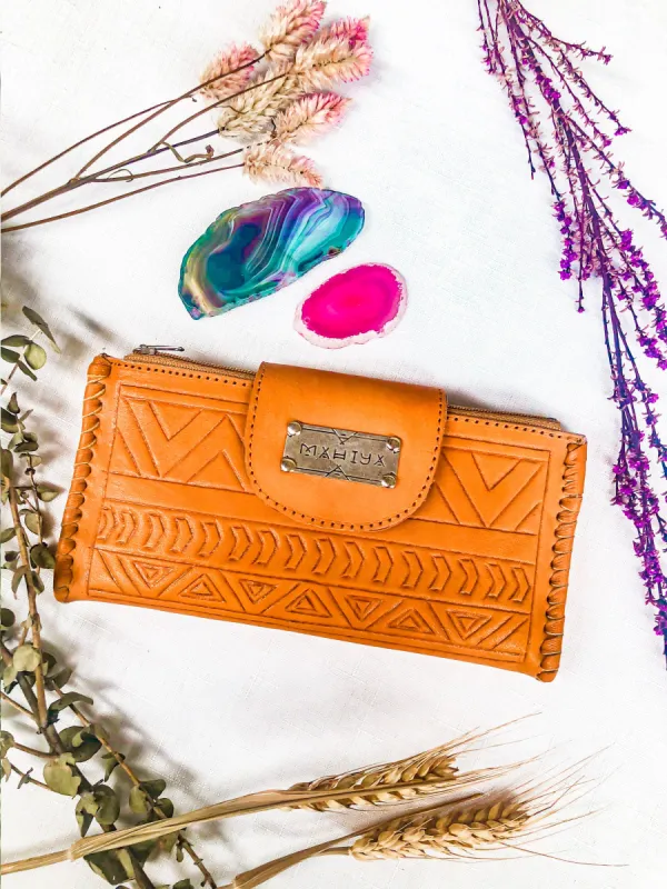 Zambi Wallet - Tan sold by Mahiya