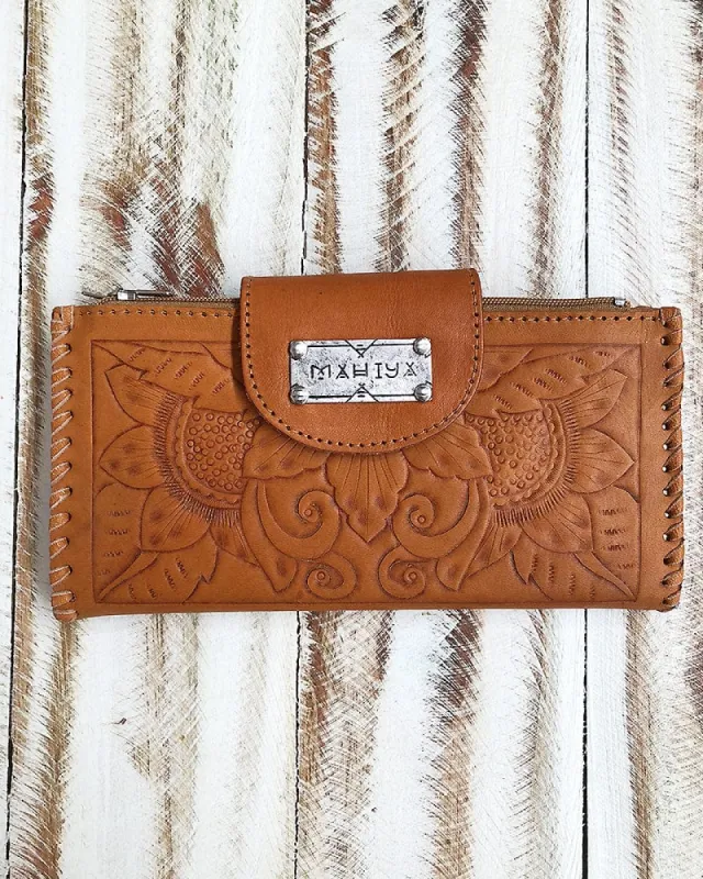 WS - Wanderlust Wallet - Tan sold by Mahiya