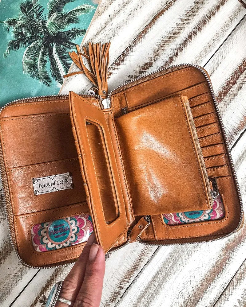 Rosa Wallet sold by Mahiya product image thumbnail 3