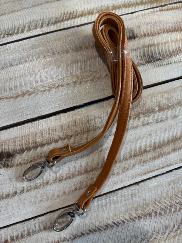Leather bag strap sold by Mahiya