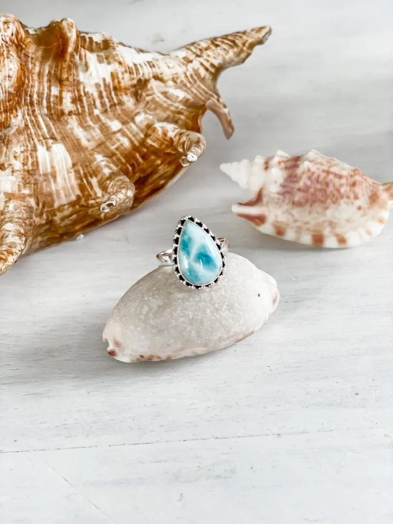 WS Valaria Ring sold by Mahiya