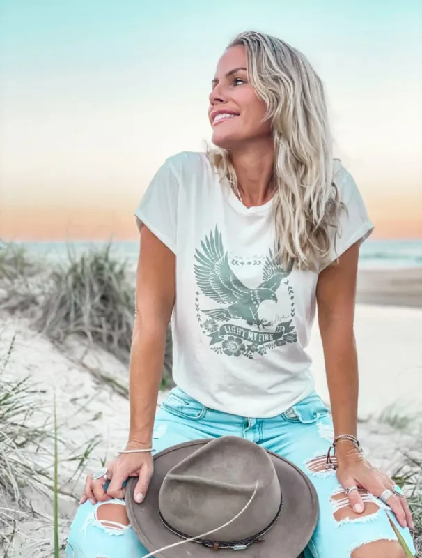 WS Light My Fire Organic Tee - White made by Mahiya