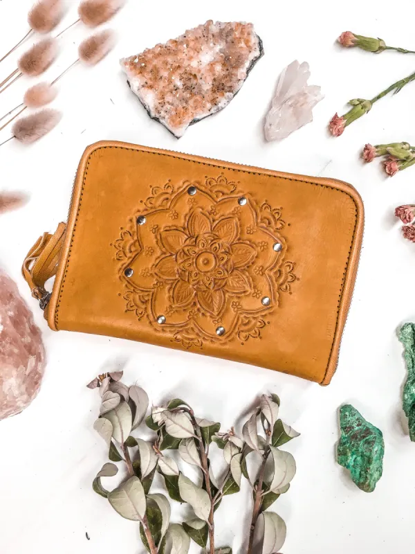 Drifter Wallet - Tan sold by Mahiya