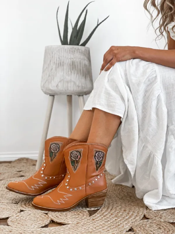 Blanca Cowgirl Boots sold by Mahiya