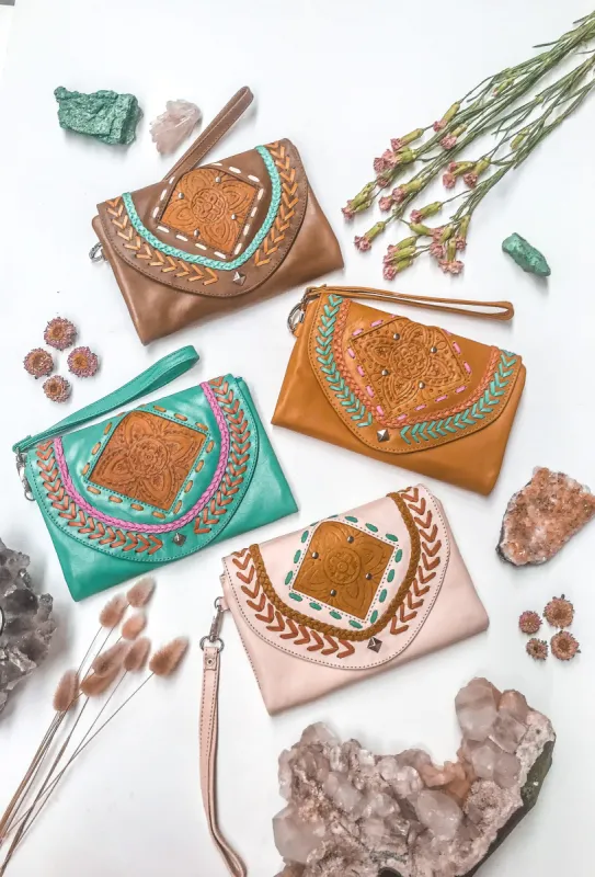 WS Lahina Wallet sold by Mahiya