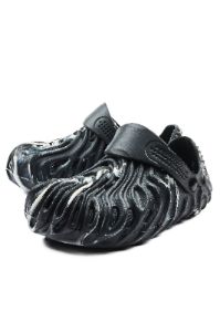 Dutton Black/White Slides sold by Rockstar Original