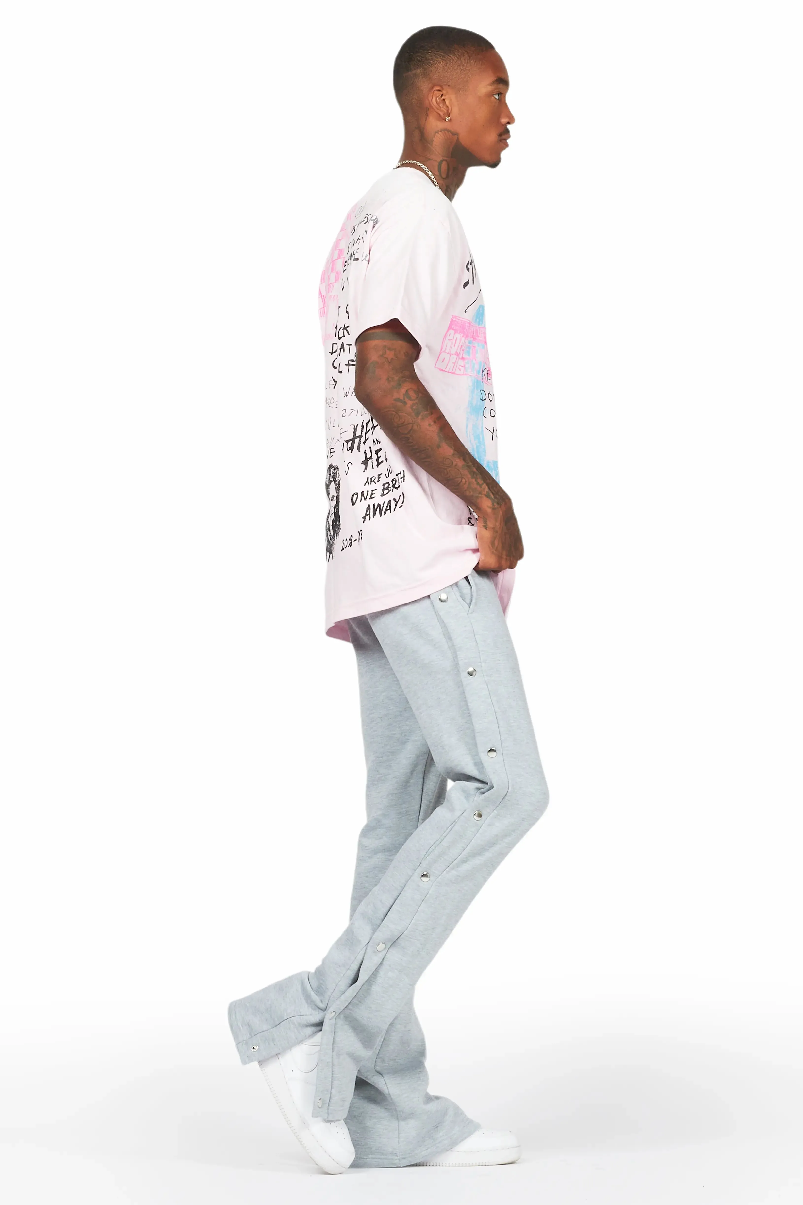 Gabin Pink Graphic Oversized T-Shirt sold by Rockstar Original product image thumbnail 5