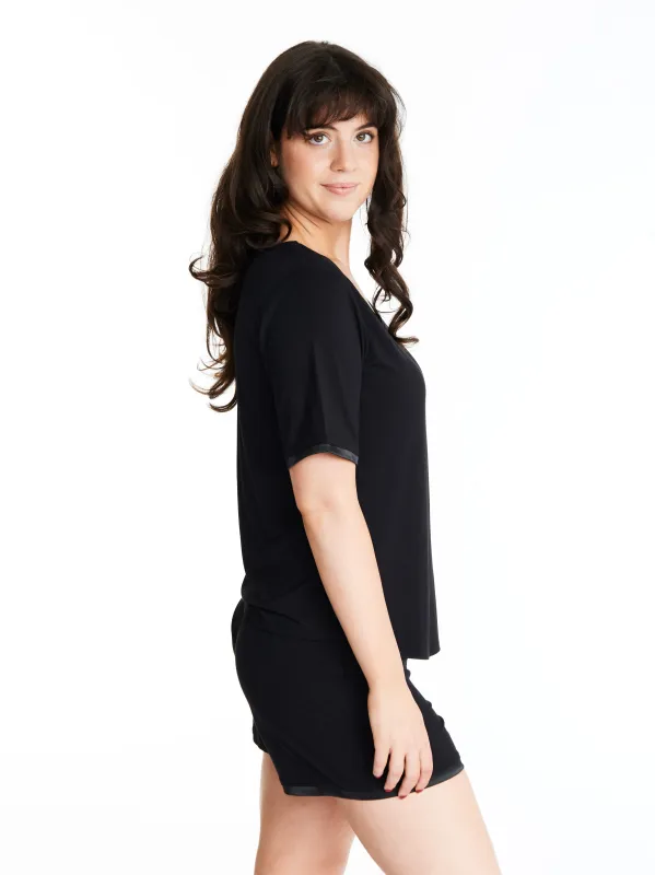 V-neck T with lightly padded, bra-like support & matching Muffin-free shorts in luxuriously soft, breathable bamboo (Midnight) sold by Midnighties