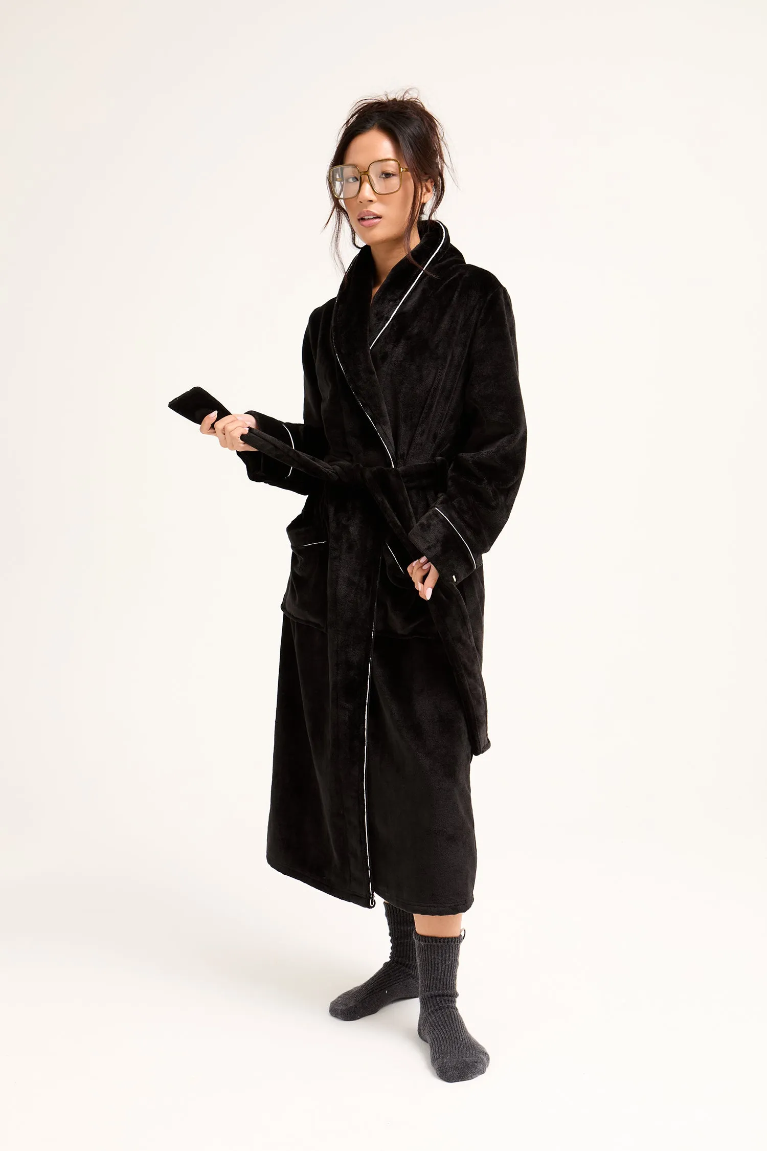 Super Plush Robe in Black sold by Pretty You London product image thumbnail 4