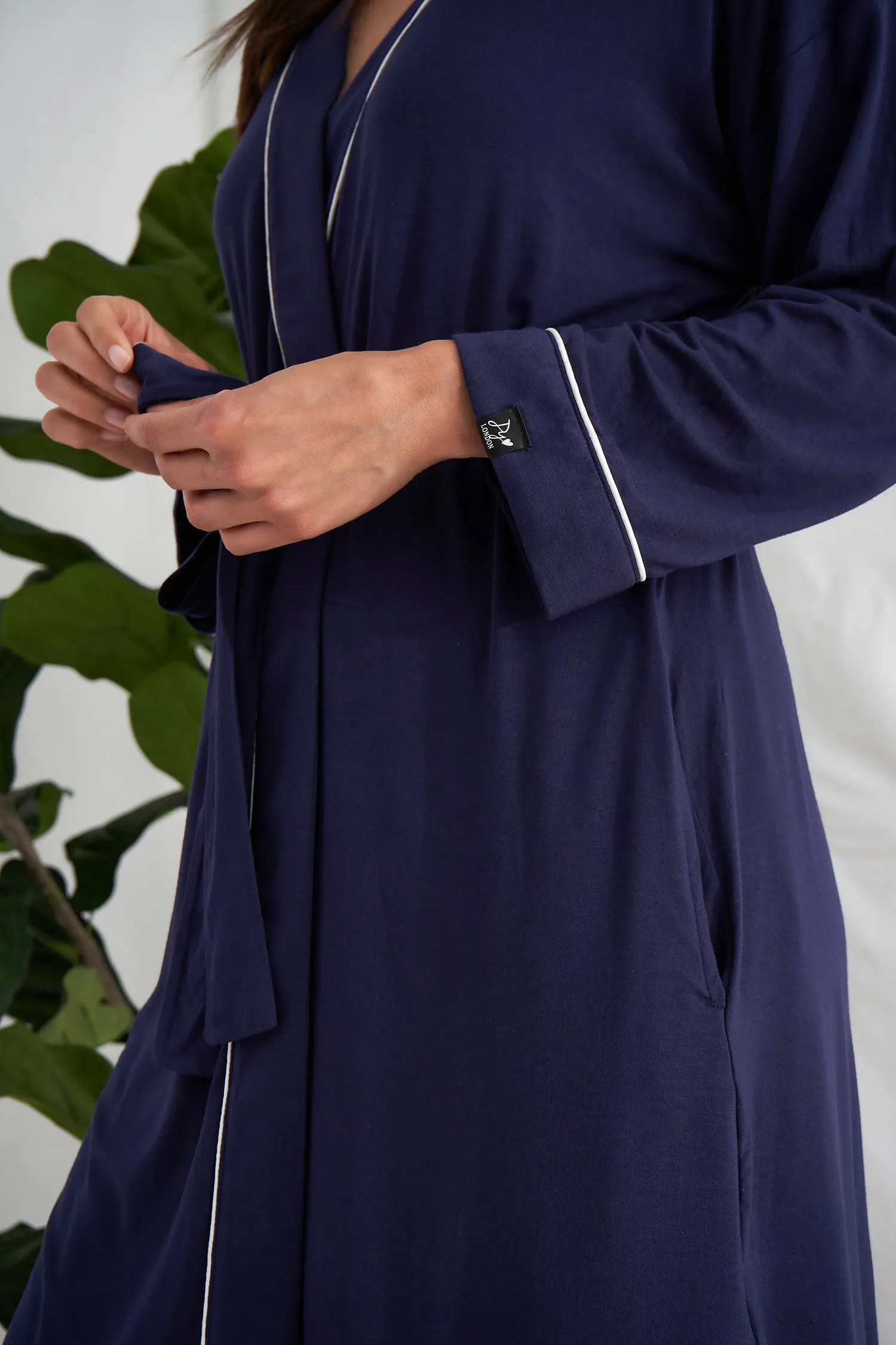 Bamboo Kimono Robe in Midnight - Wholesale sold by Pretty You London product image thumbnail 2