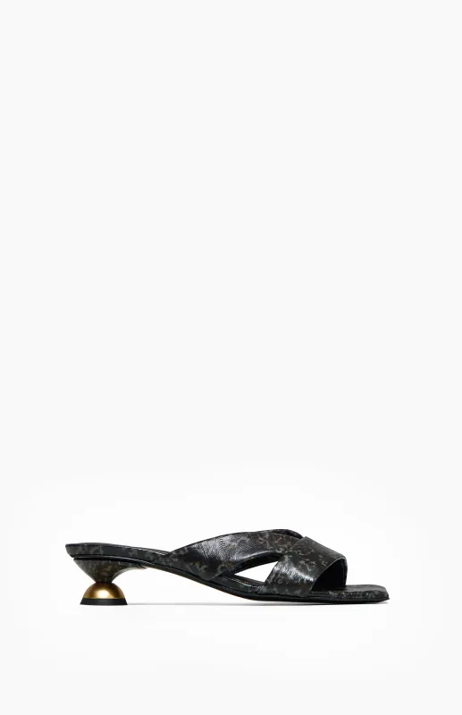 MONA MURENA OCEAN sold by Vanda Novak