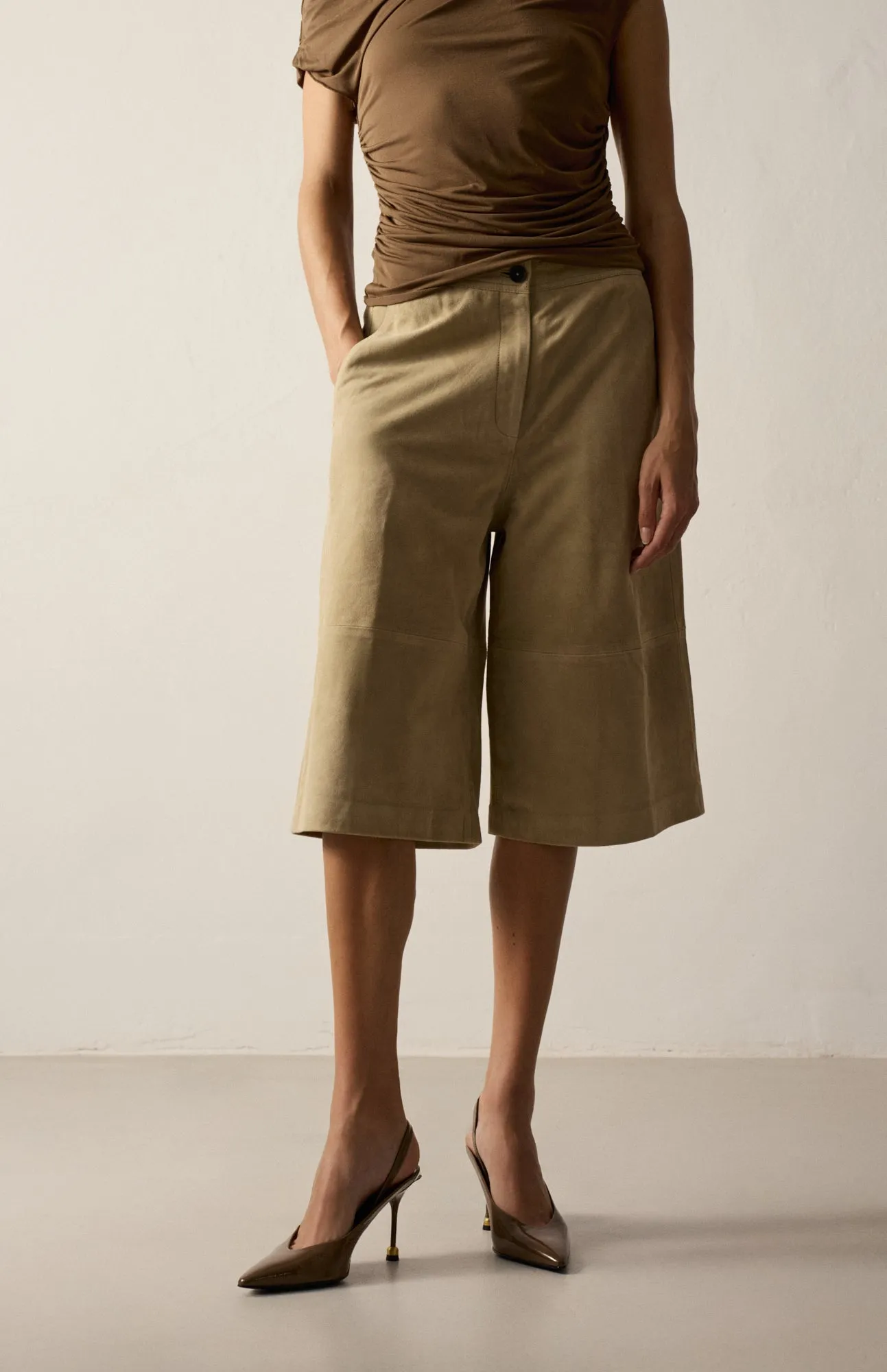 MILLY OLIVINE GLOSS sold by Vanda Novak product image thumbnail 3