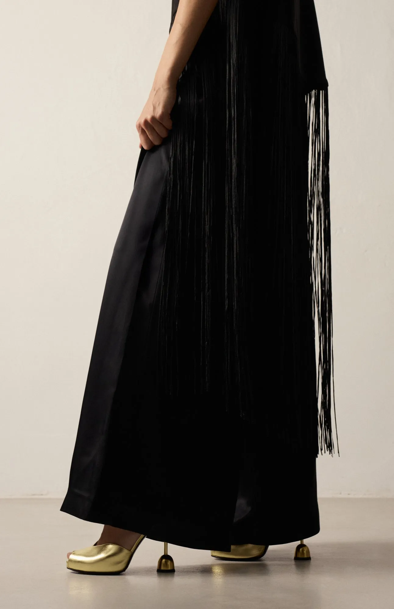 MARILYN METALLIC GOLD sold by Vanda Novak product image thumbnail 5