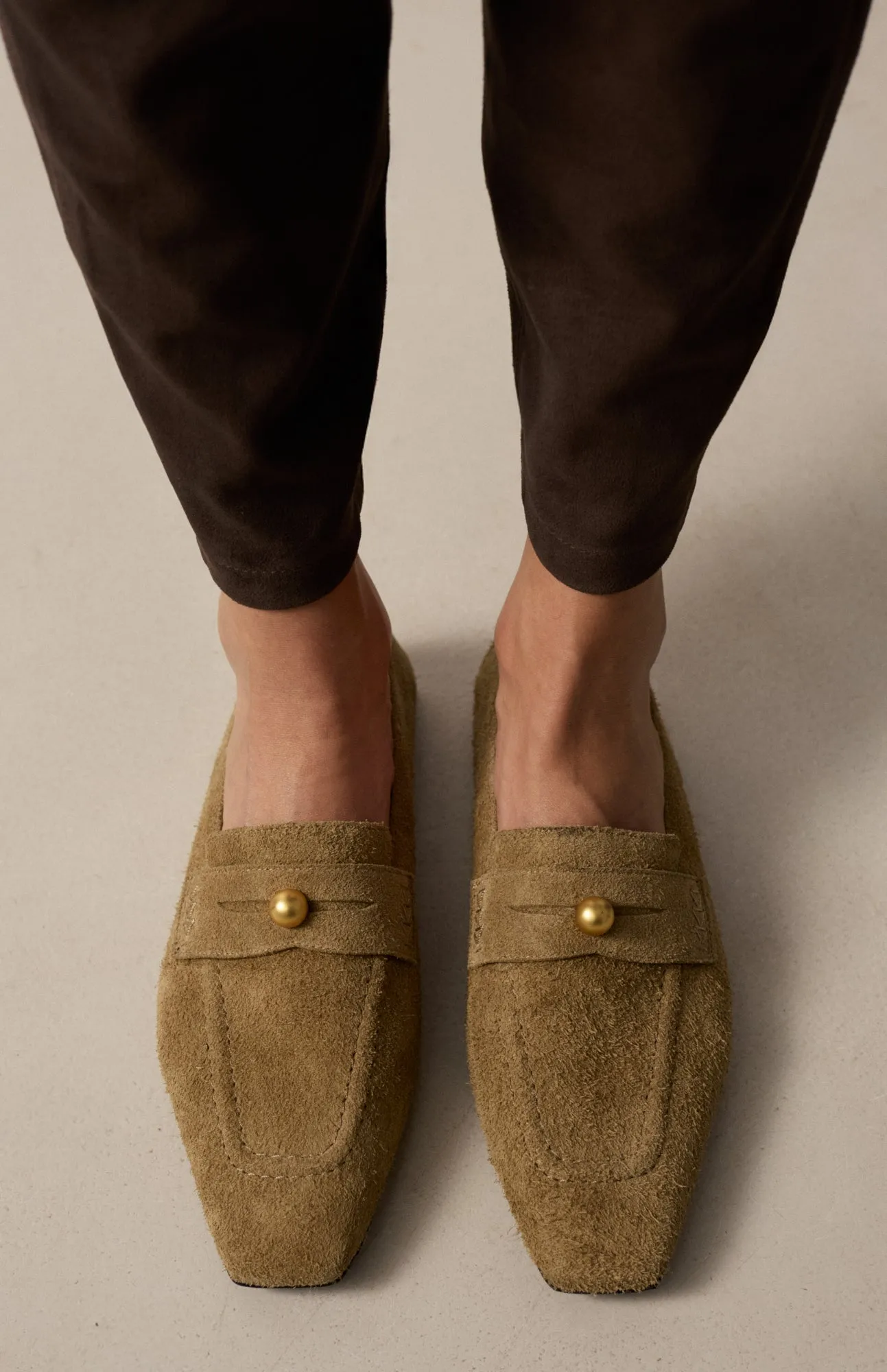 LINDA TAUPE MOUSSE sold by Vanda Novak product image thumbnail 2