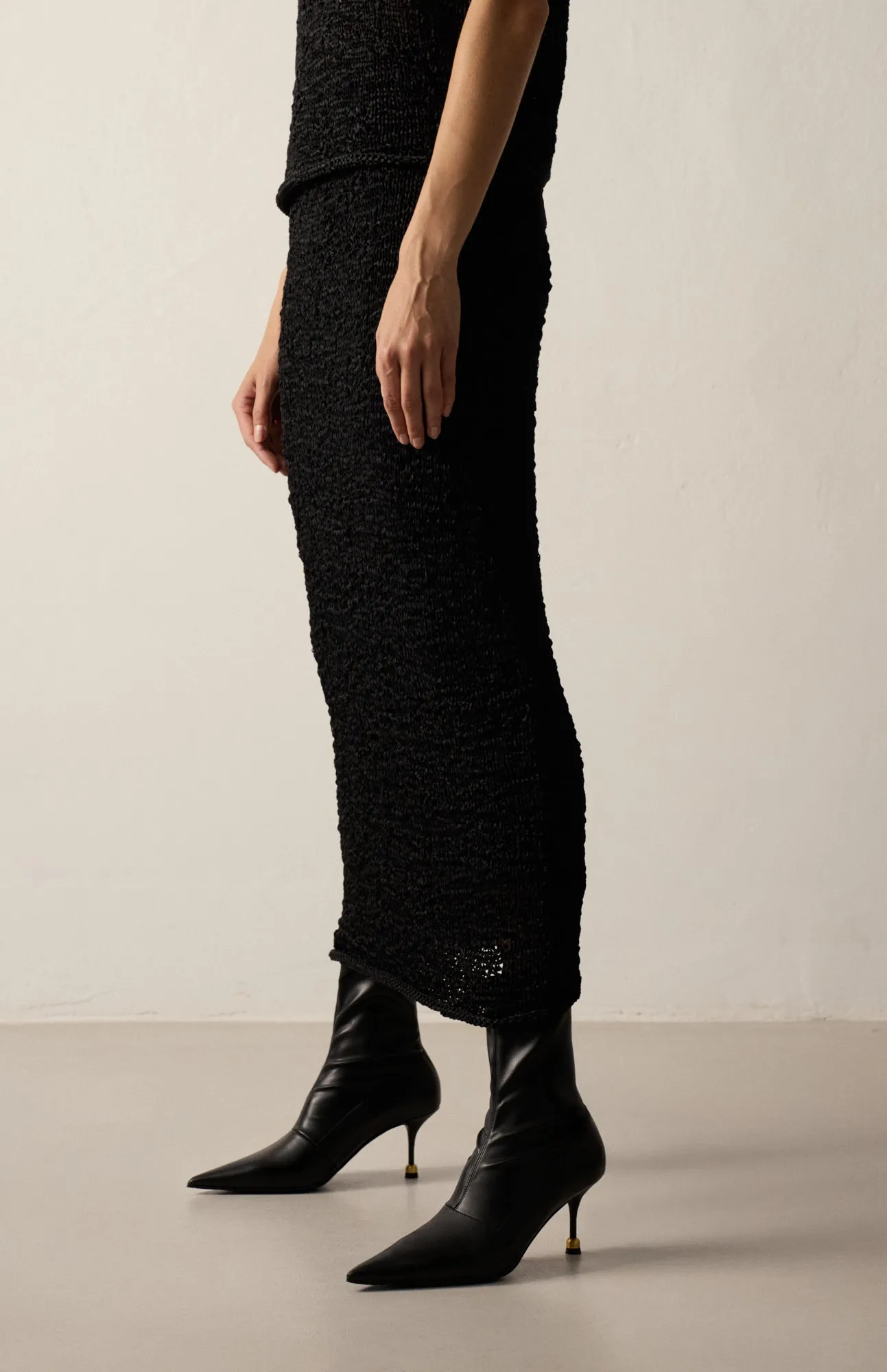 VALERIE DEEP BLACK sold by Vanda Novak product image thumbnail 4