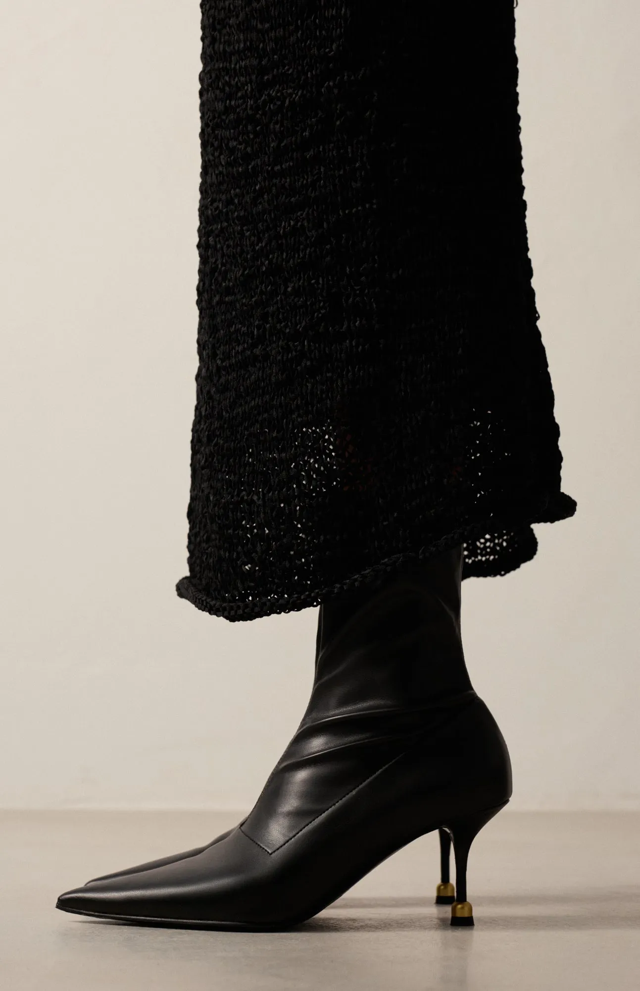 VALERIE DEEP BLACK sold by Vanda Novak product image thumbnail 3