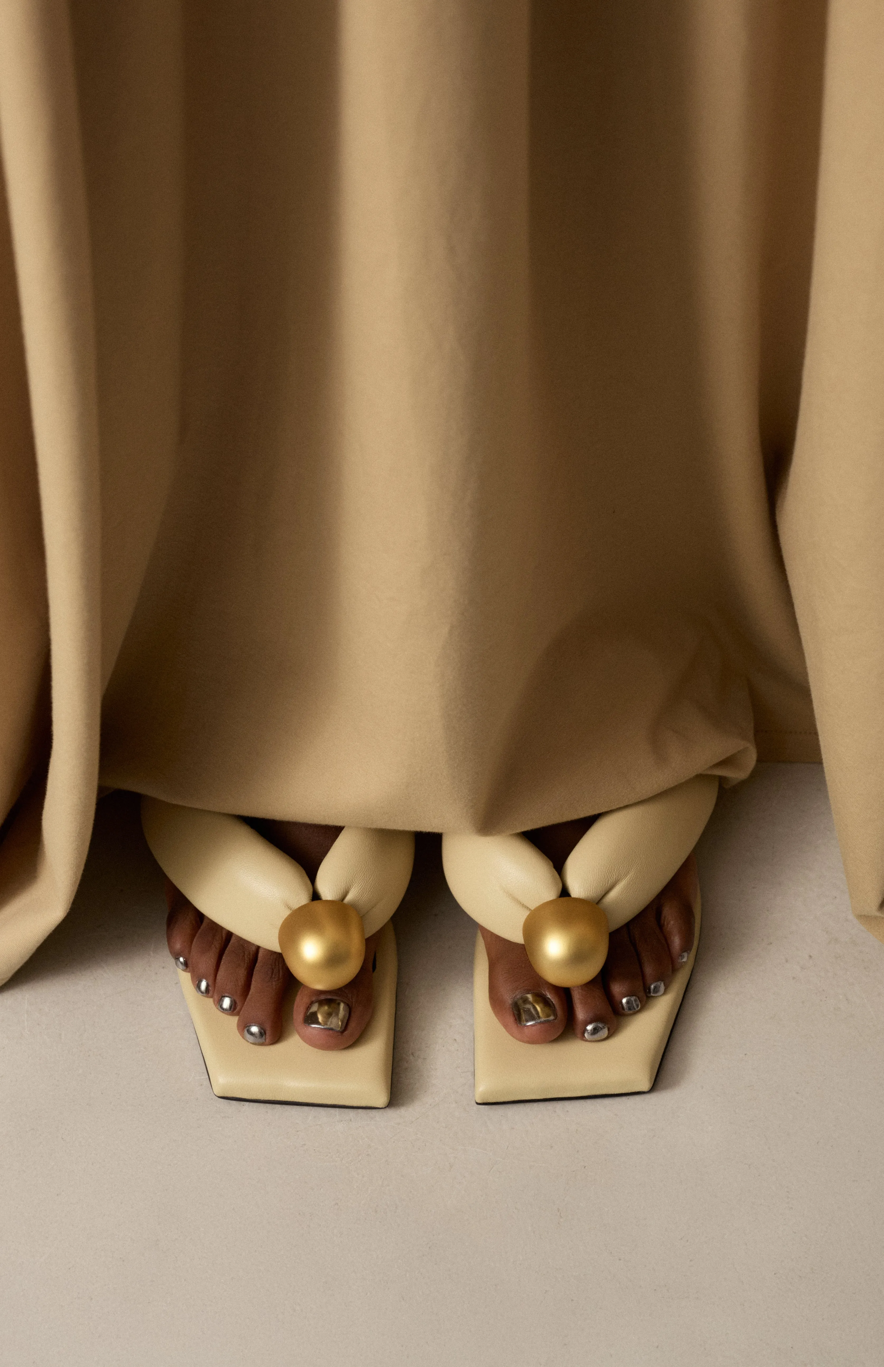 FLORENCE IVORY sold by Vanda Novak product image thumbnail 3