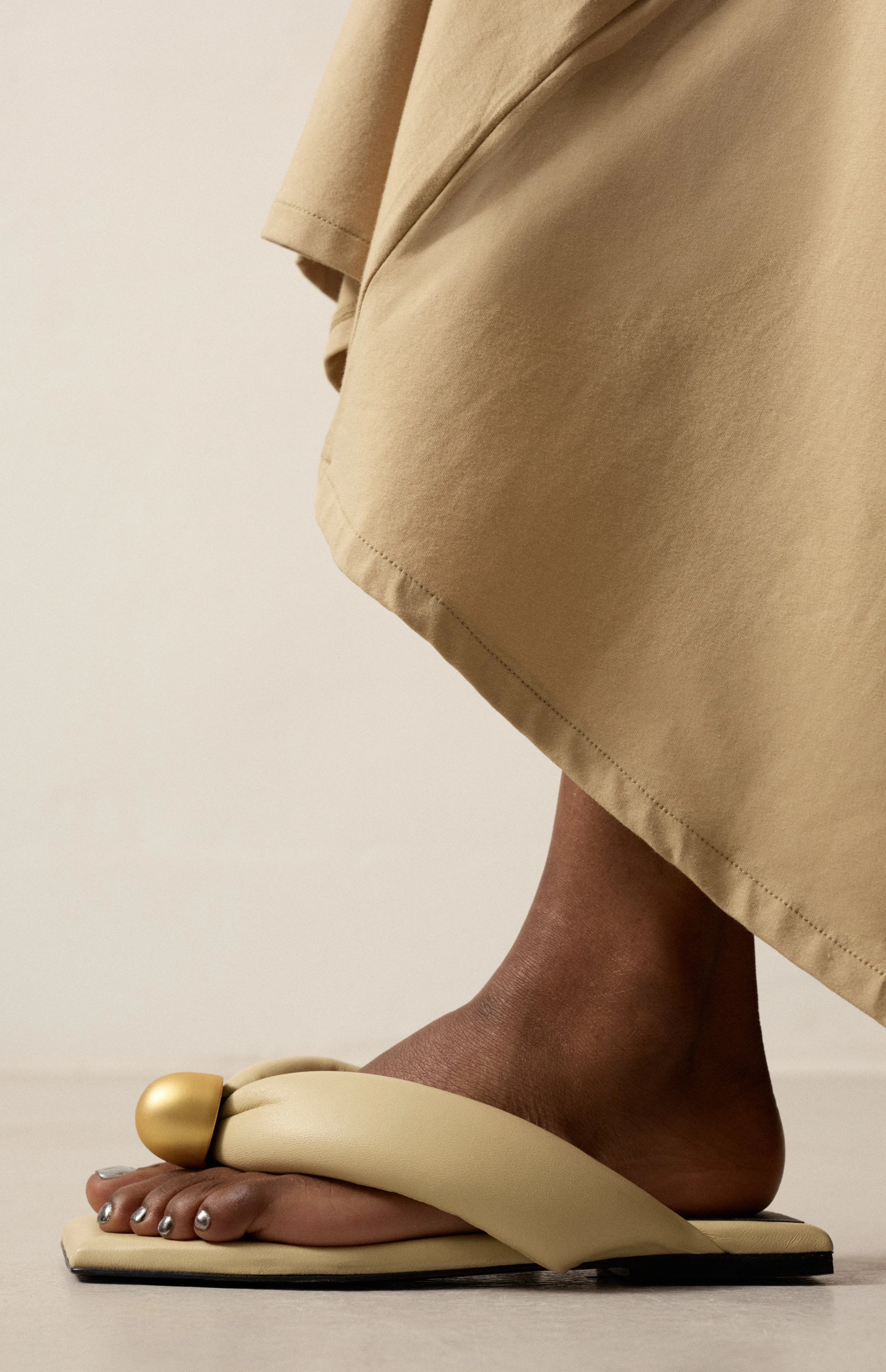 FLORENCE IVORY sold by Vanda Novak product image thumbnail 2