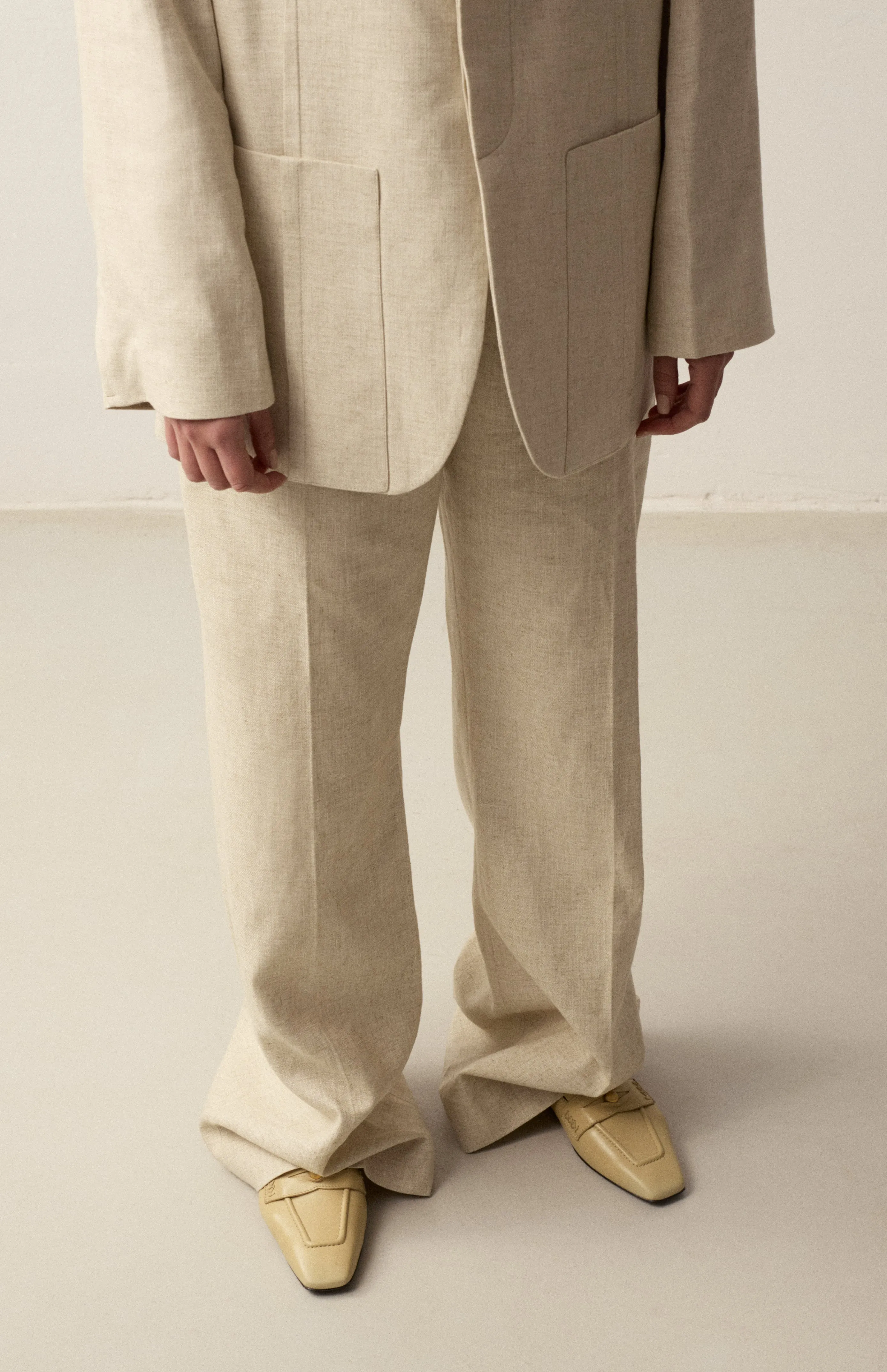 LINDA BUTTER CREAM sold by Vanda Novak product image thumbnail 3