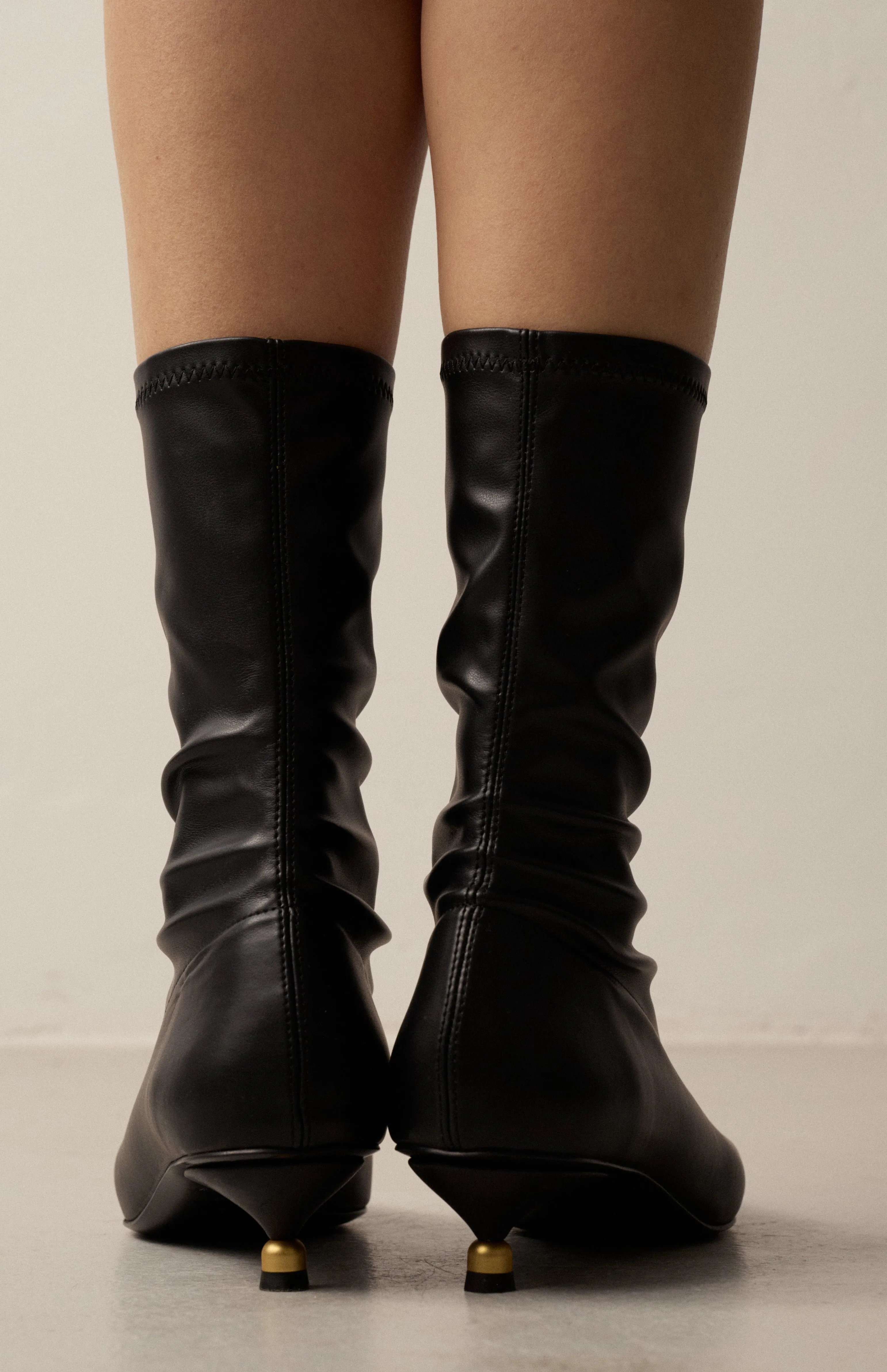 LISETTE DEEP BLACK sold by Vanda Novak product image thumbnail 5