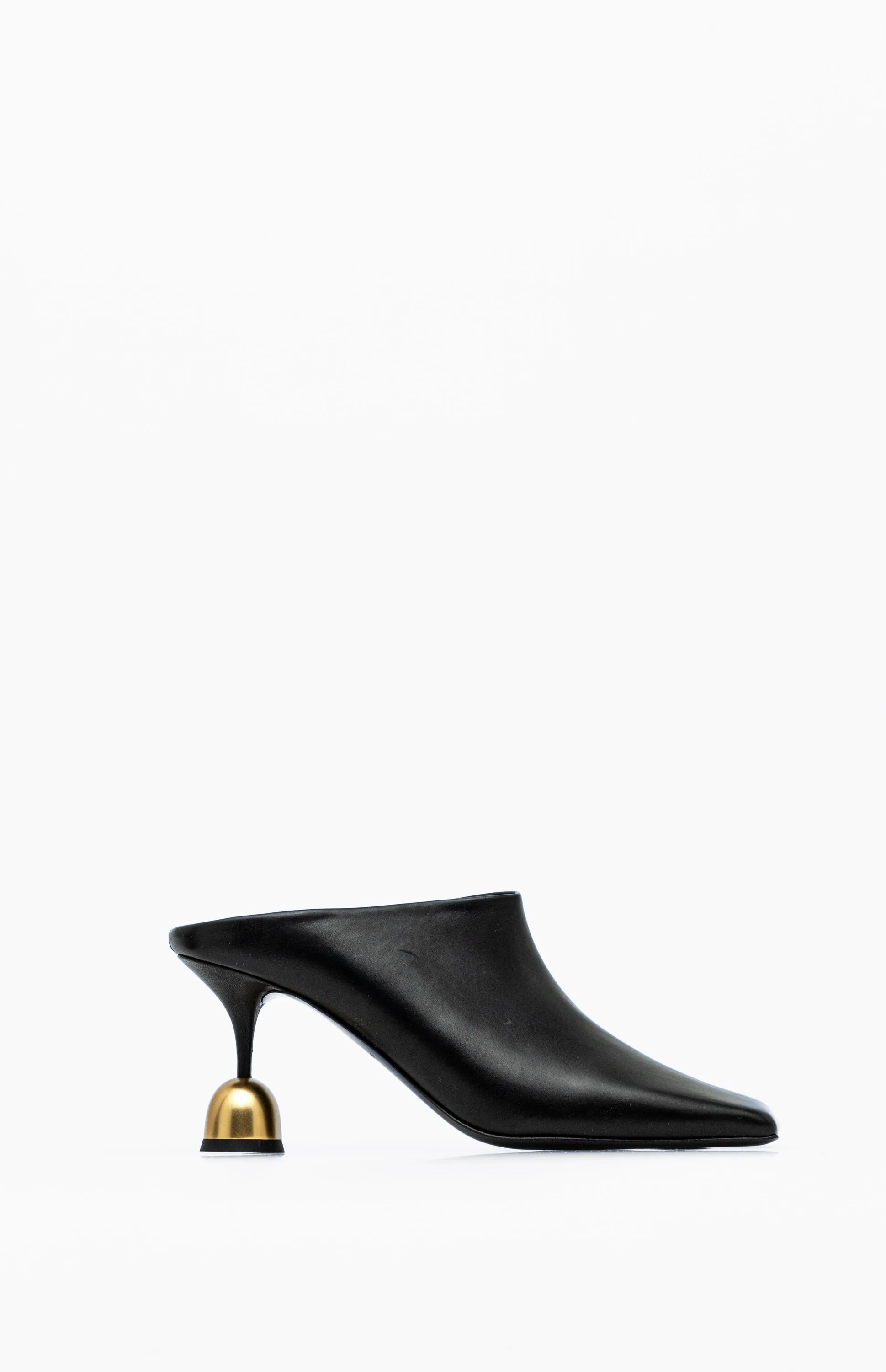 DONNA DEEP BLACK sold by Vanda Novak