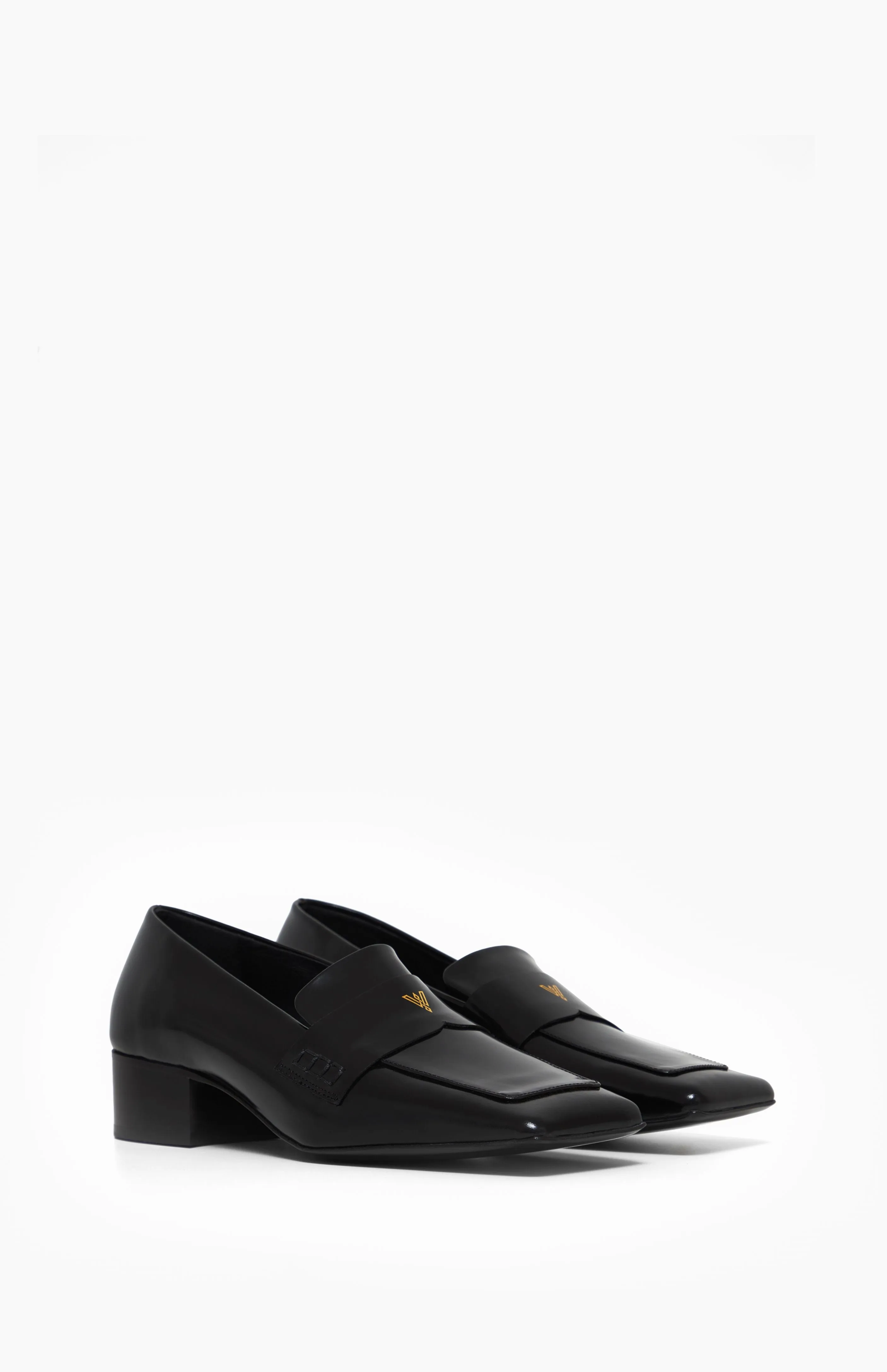 ALEX CRISTAL BLACK sold by Vanda Novak