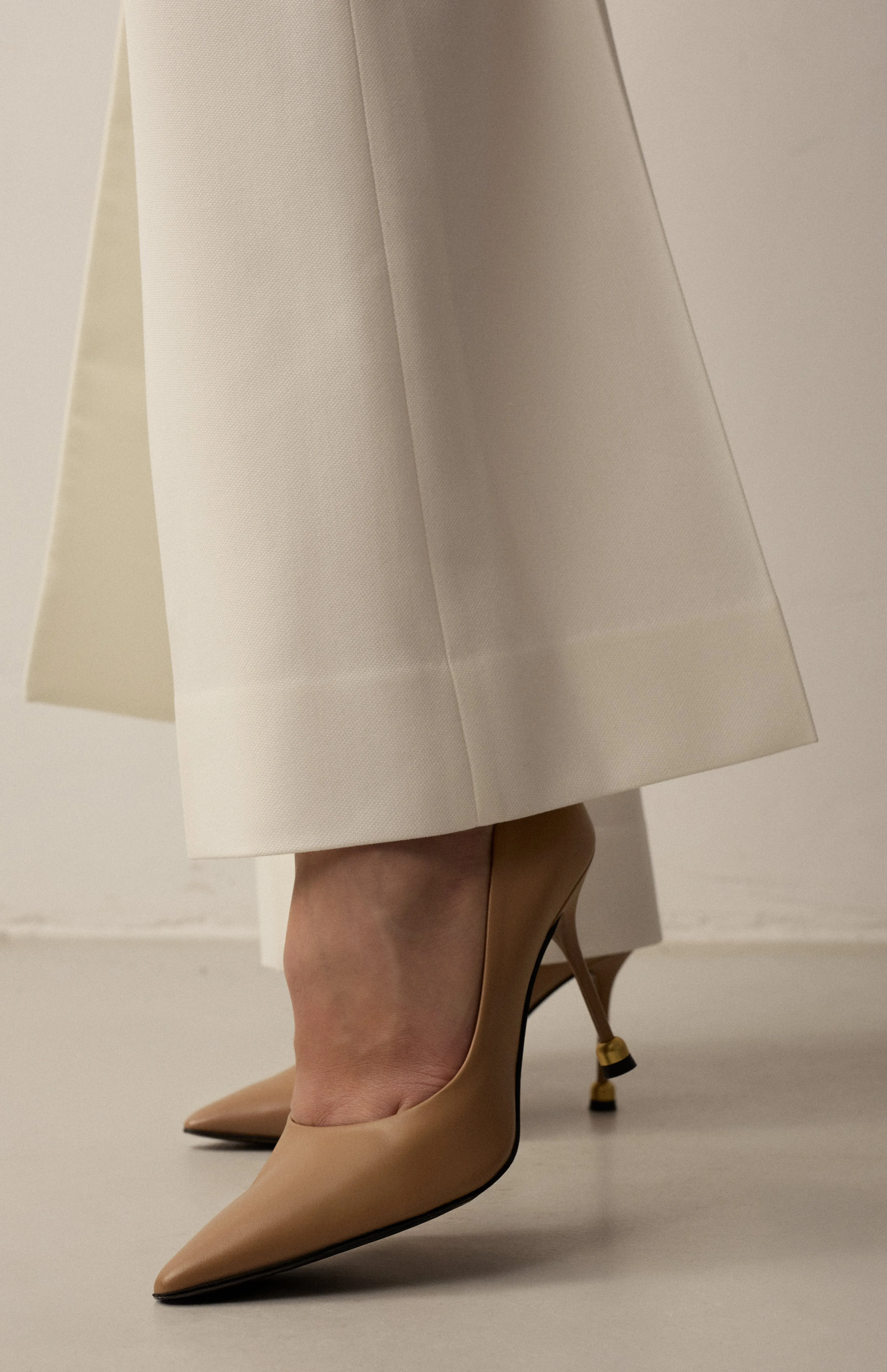 ALEKSANDRA DARK NUDE sold by Vanda Novak product image thumbnail 2